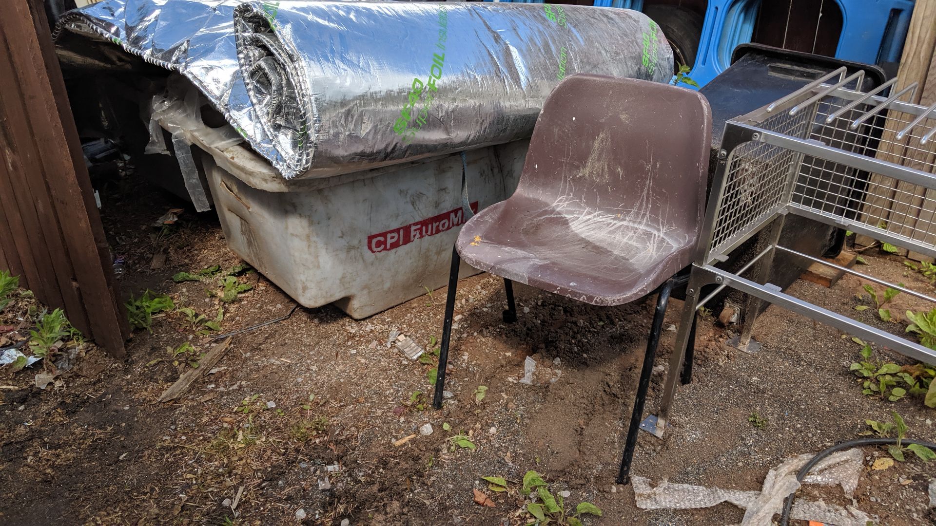 Complete contents of the yard (excluding the two dust extractors and the panels of building cladding - Image 34 of 65