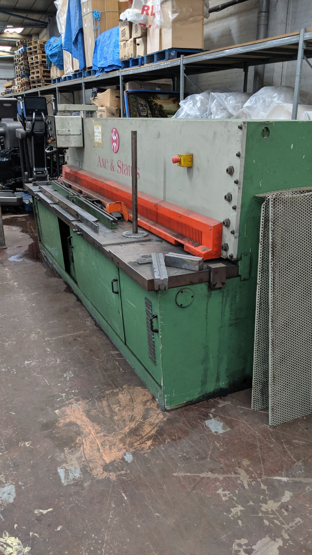 1997 Axe & Status hydraulic guillotine shear by Guifil, reference GHE-630, serial no. 024539  We - Image 6 of 9