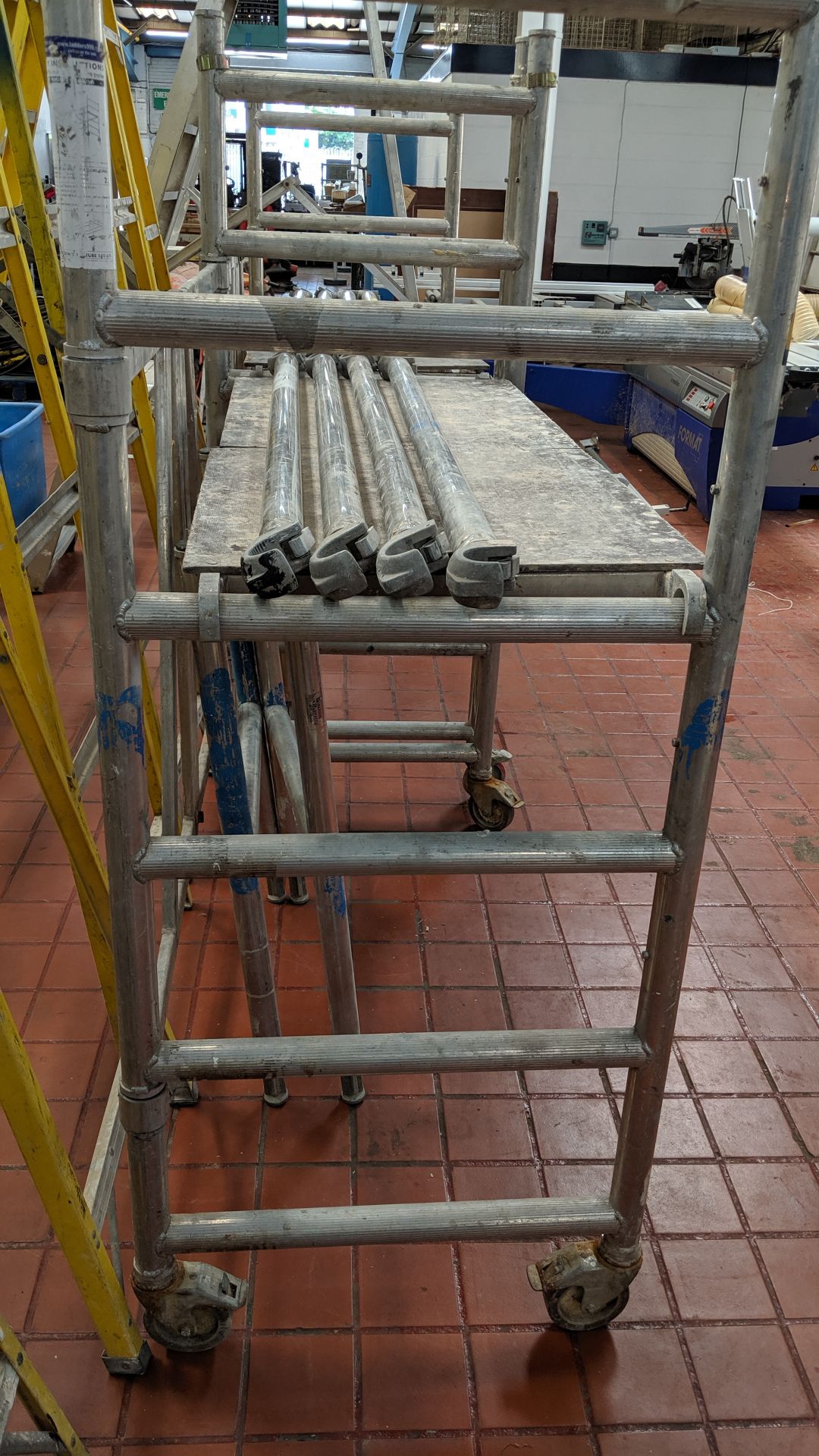 Compact mobile folding scaffold platform, comprising tower as assembled/pictured, 2 off extension - Image 7 of 7