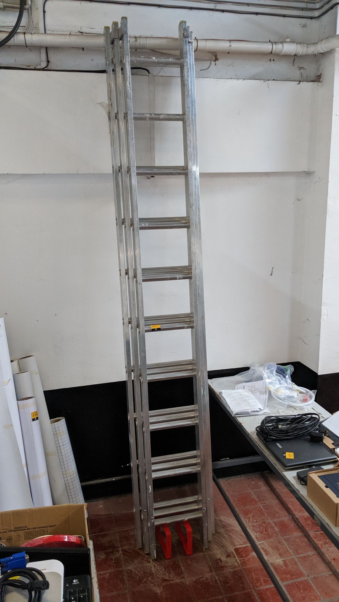 Set of triple rung ladders including wall mounting brackets, each rung measuring approximately 2.92m - Image 4 of 7