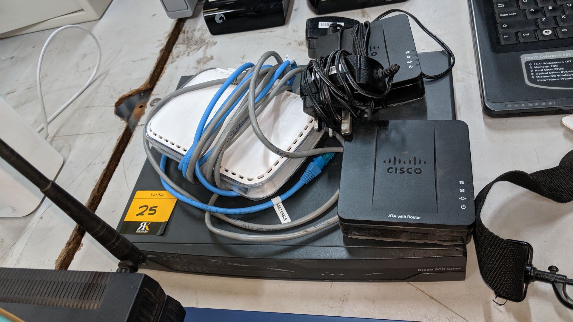 Cisco & Netgear assorted networking equipment. This is one of a number of lots being sold on - Image 5 of 5