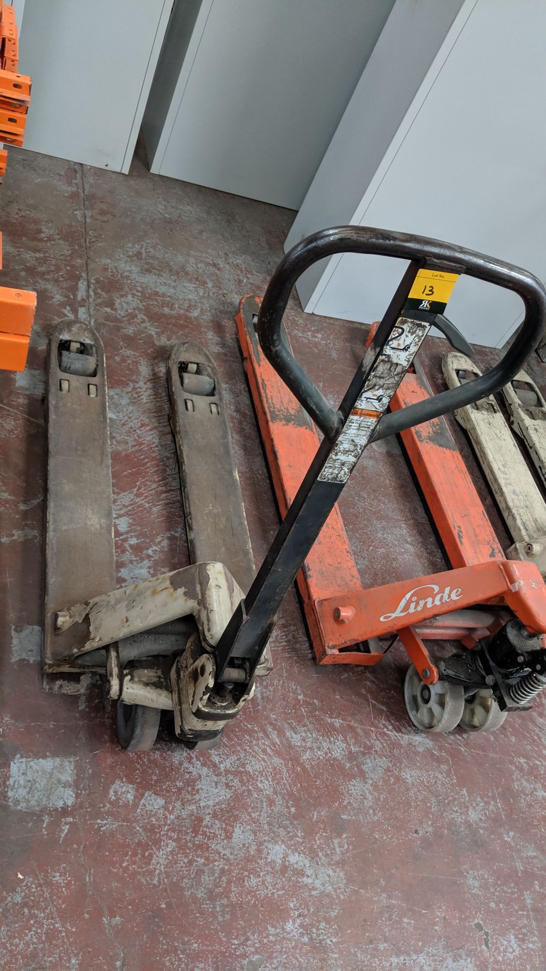 Euro pallet truck. This is one of a number of lots being sold on behalf of the liquidator of a - Image 2 of 2