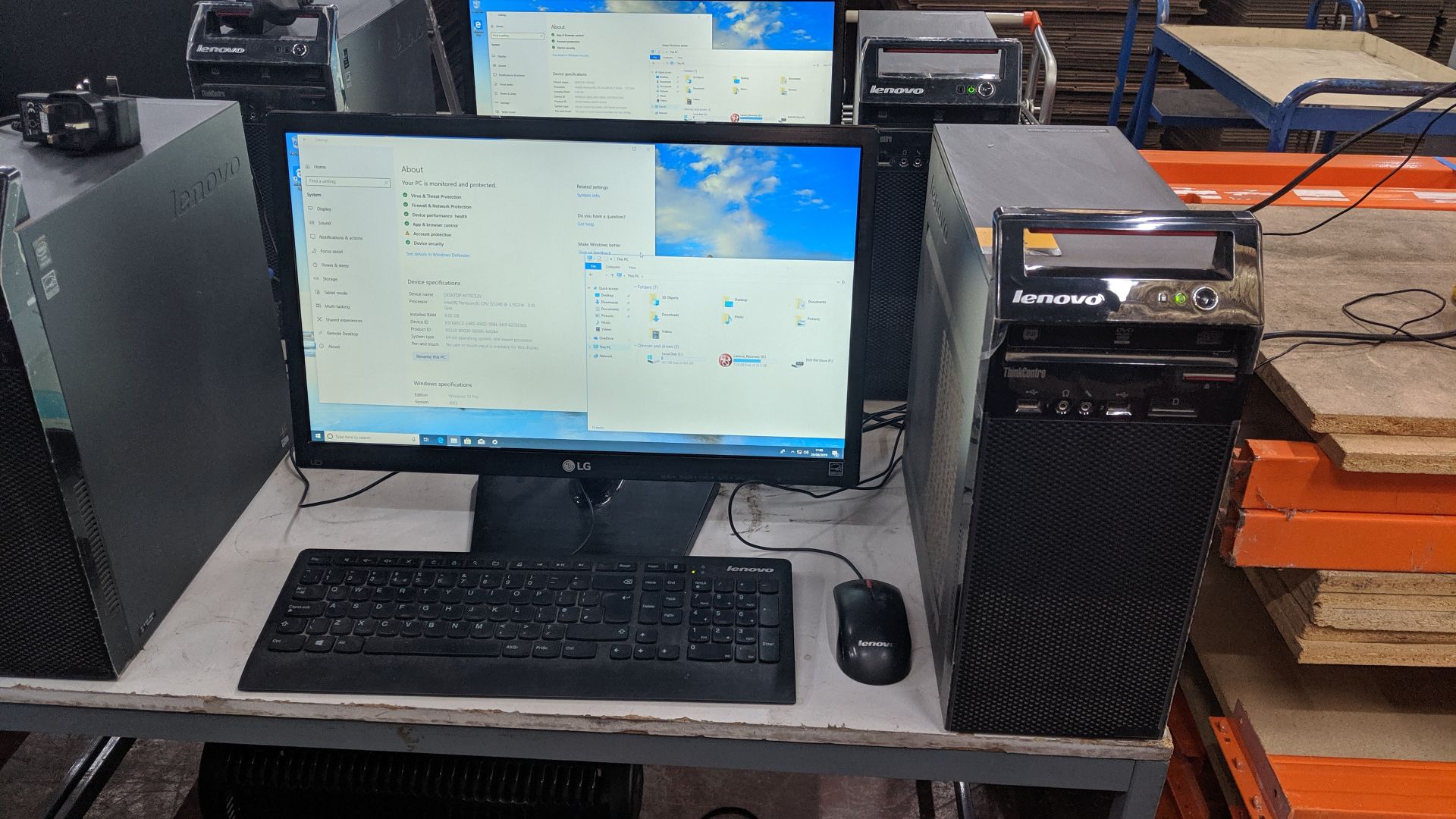 2 off Lenovo ThinkCentre desktop computers, Intel Pentium CPU G 3240 @ 3.1 GHz, each 8Gb RAM, - Image 3 of 10