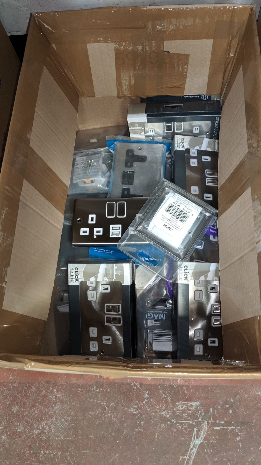 Box of assorted light switches, sockets & similar. This is one of a number of lots being sold on - Image 3 of 3