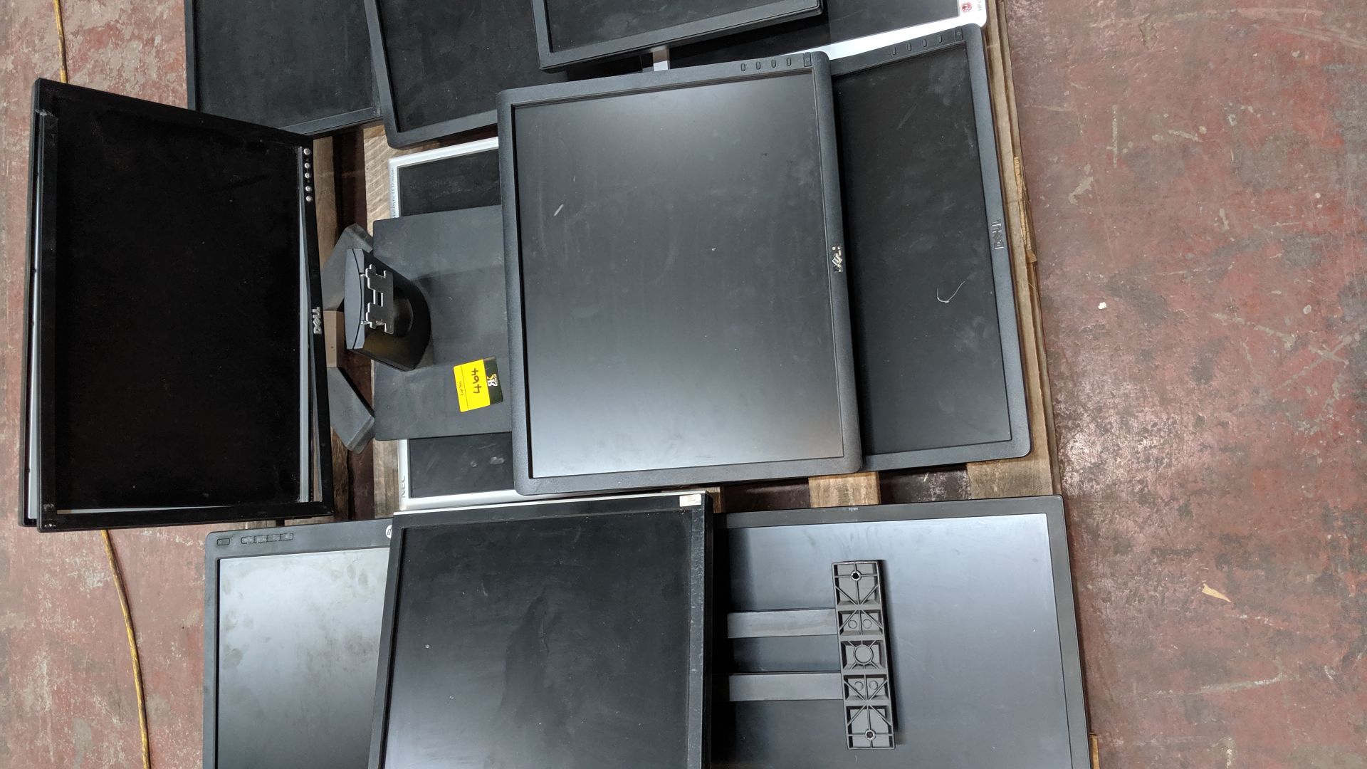 Contents of a pallet of flat screen monitors - pallet excluded. This is one of a large number of - Image 4 of 5