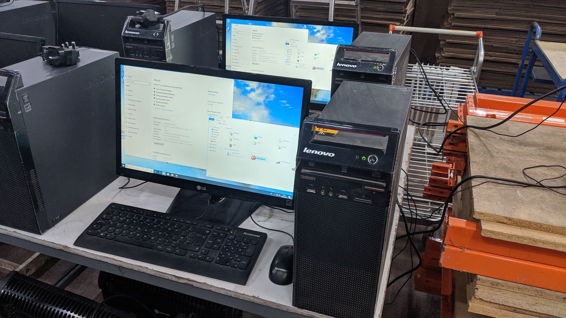 2 off Lenovo ThinkCentre desktop computers, Intel Pentium CPU G 3240 @ 3.1 GHz, each 8Gb RAM, - Image 2 of 10