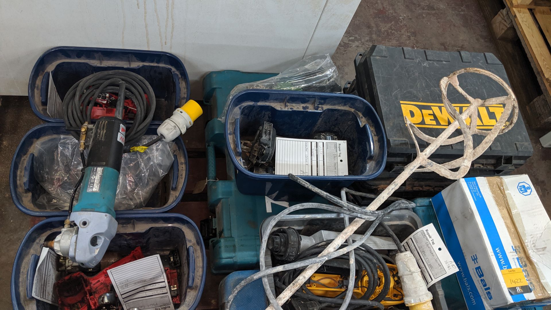 Contents of a pallet of assorted power tools. This is one of a number of lots that relate to a power - Image 5 of 8