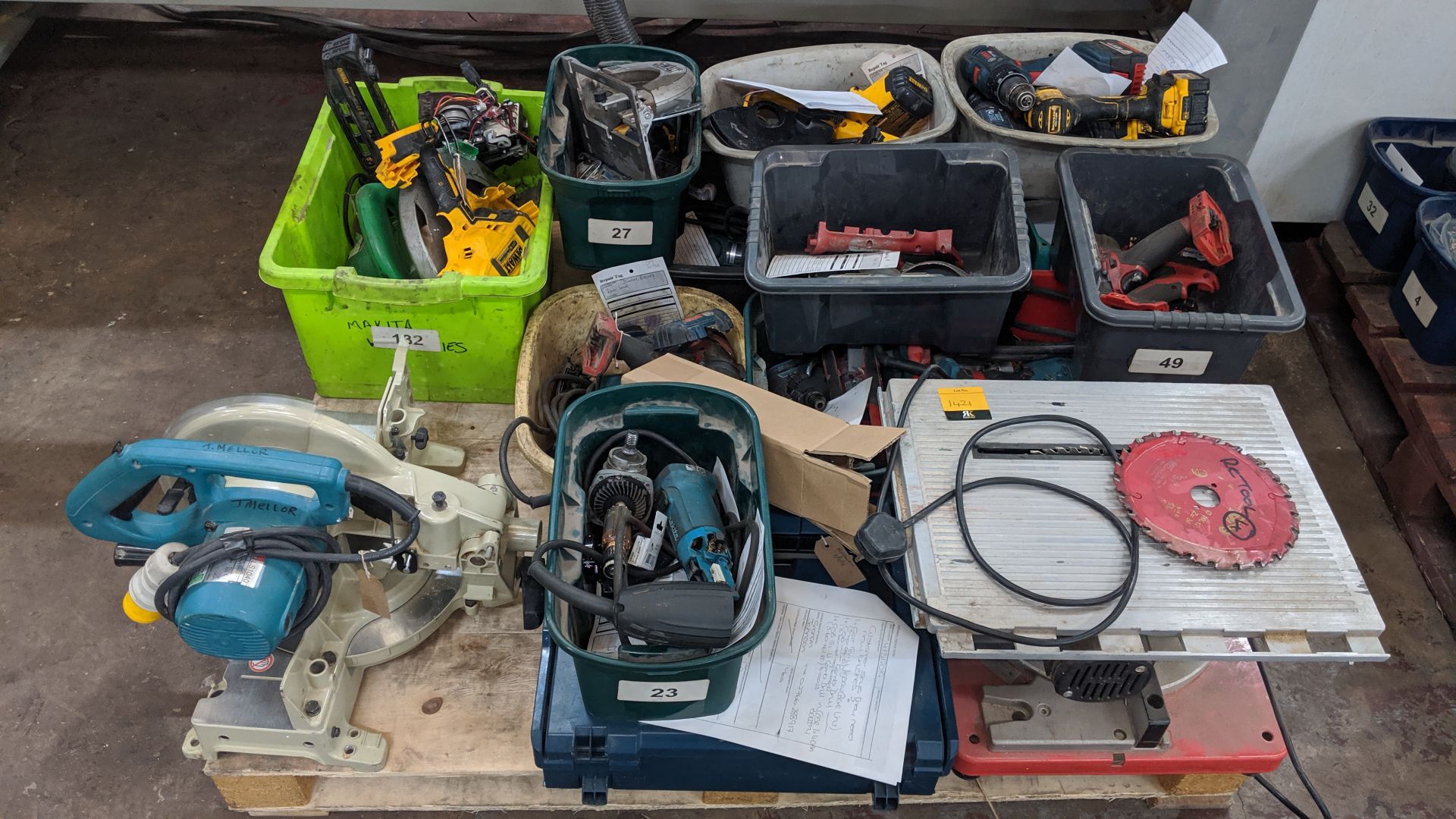 Contents of a pallet of assorted power tools. This is one of a number of lots that relate to a power - Image 2 of 9