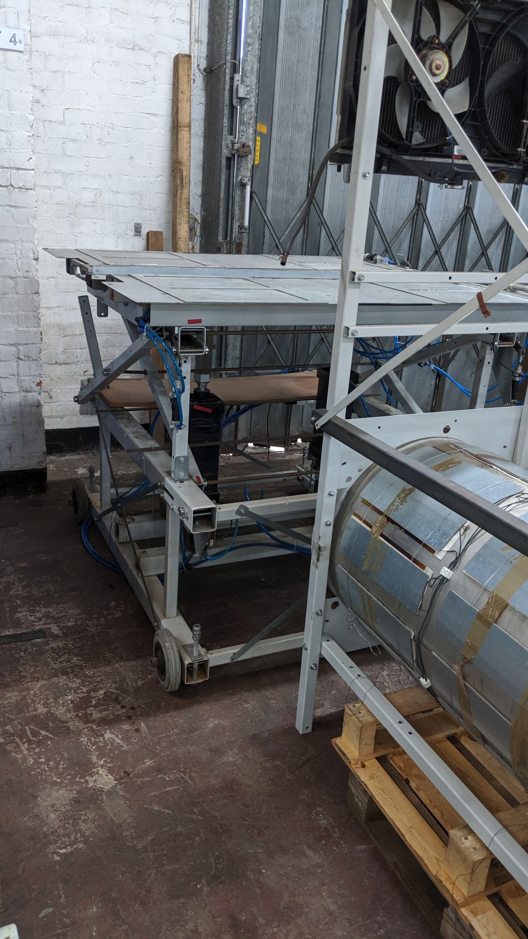 2018 Vacuum Chamber & Loading Table. This machine was purchased new for £55,390 plus VAT - Image 17 of 22