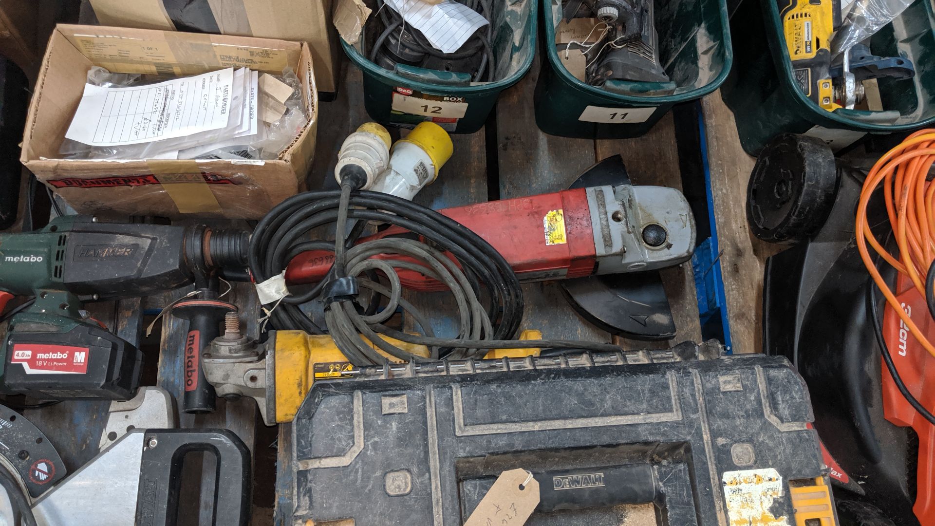 Contents of a pallet of assorted power tools. This is one of a number of lots that relate to a power - Image 7 of 8