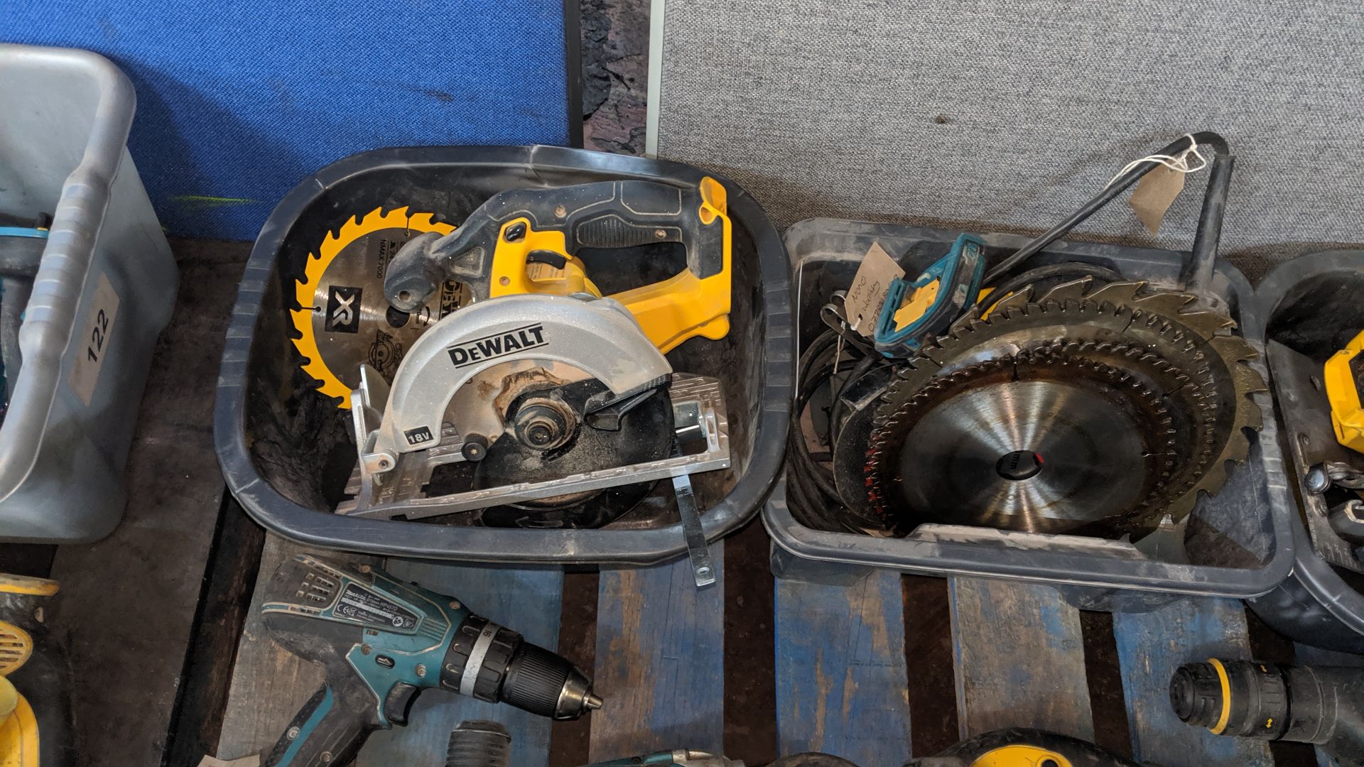 Contents of a pallet of assorted power tools. This is one of a number of lots that relate to a power - Image 8 of 8