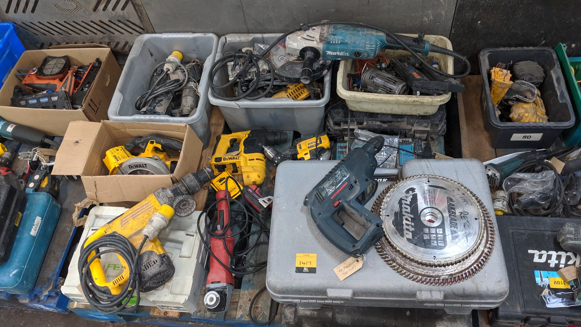 Contents of a pallet of assorted power tools. This is one of a number of lots that relate to a power - Image 9 of 9