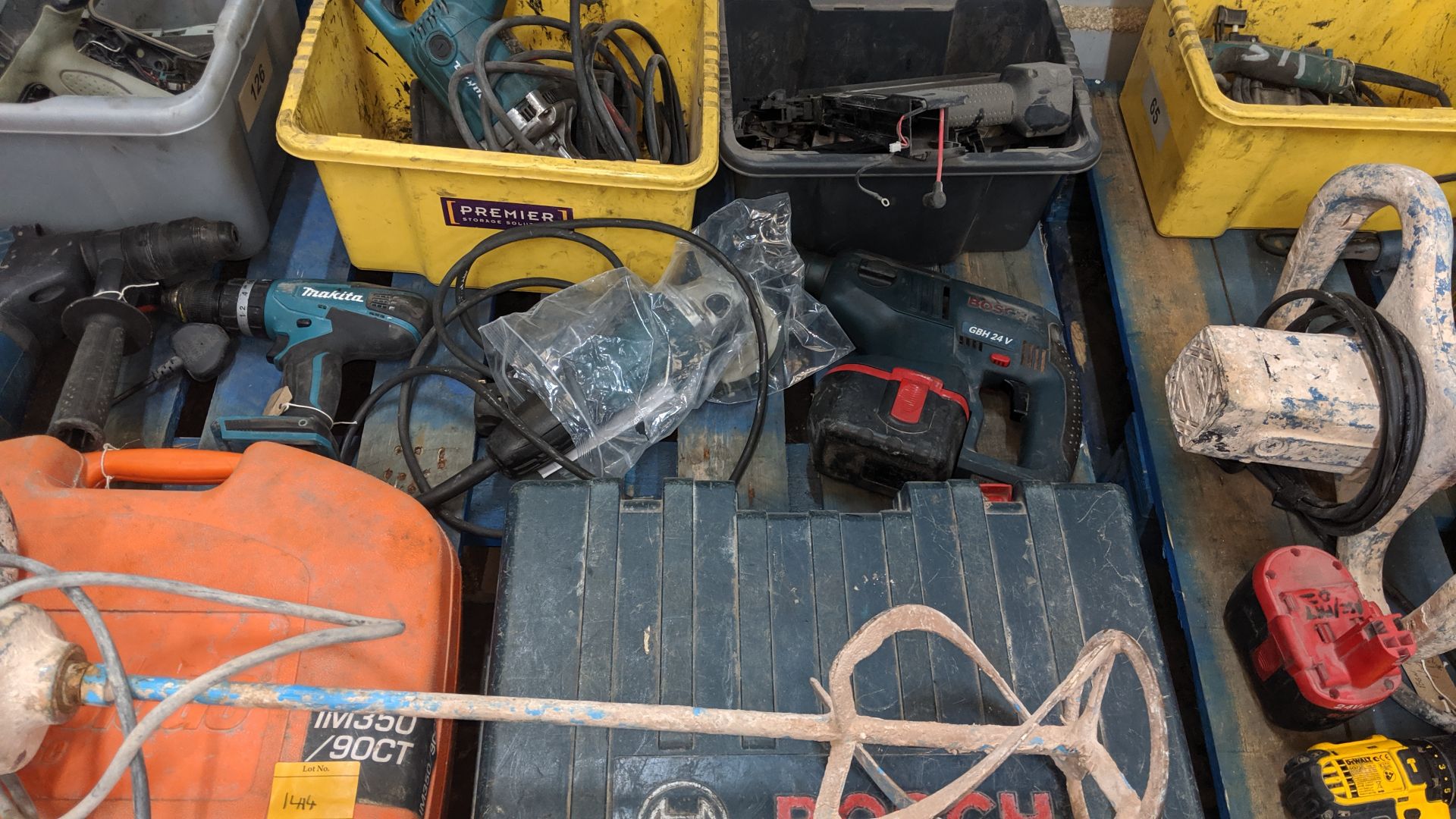 Contents of a pallet of assorted power tools. This is one of a number of lots that relate to a power - Image 5 of 7