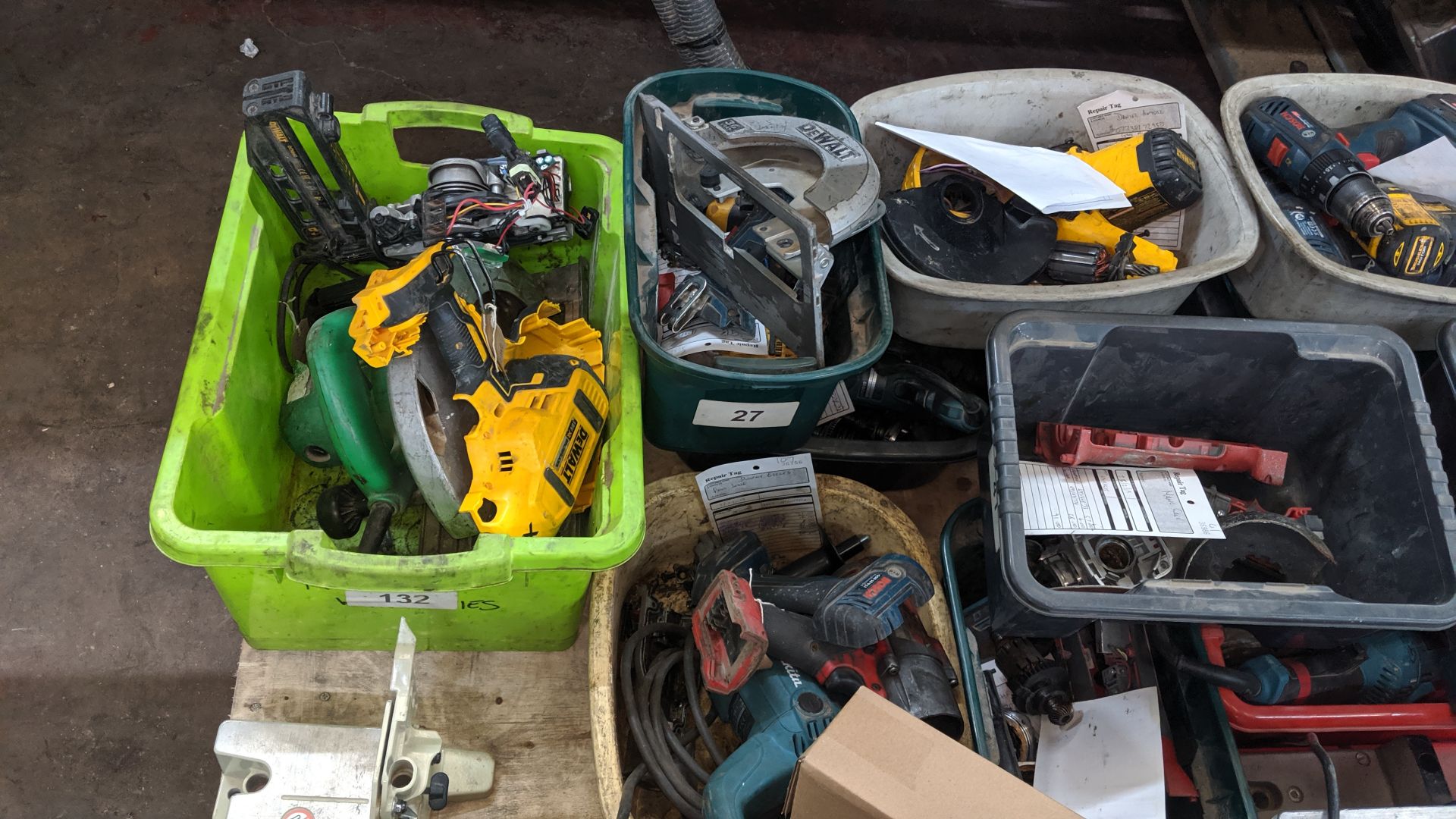 Contents of a pallet of assorted power tools. This is one of a number of lots that relate to a power - Image 5 of 9