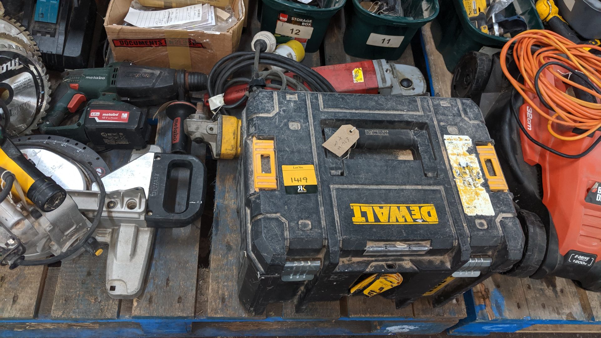 Contents of a pallet of assorted power tools. This is one of a number of lots that relate to a power - Image 8 of 8