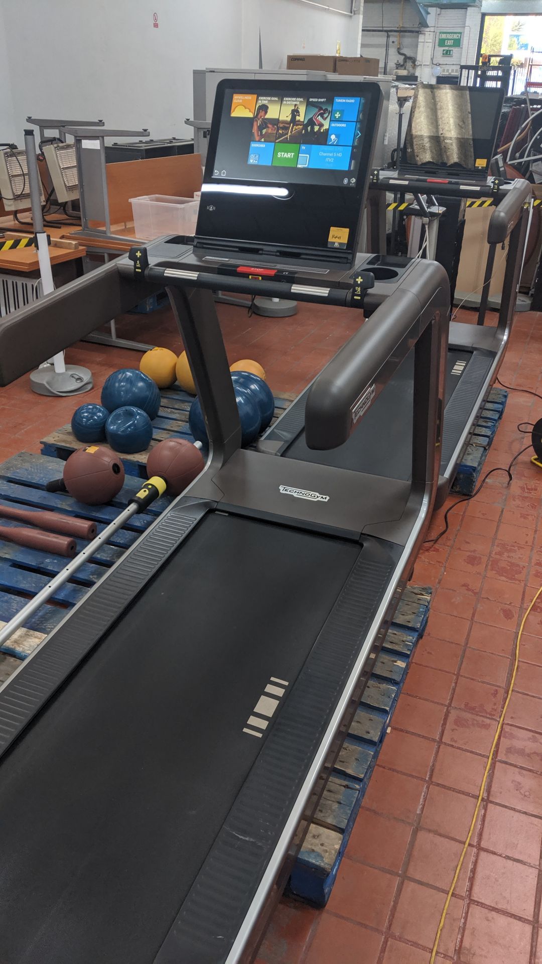 Technogym Artis treadmill Purchased new in 2016 - refurbished/recommissioned by Technogym - please - Image 3 of 16