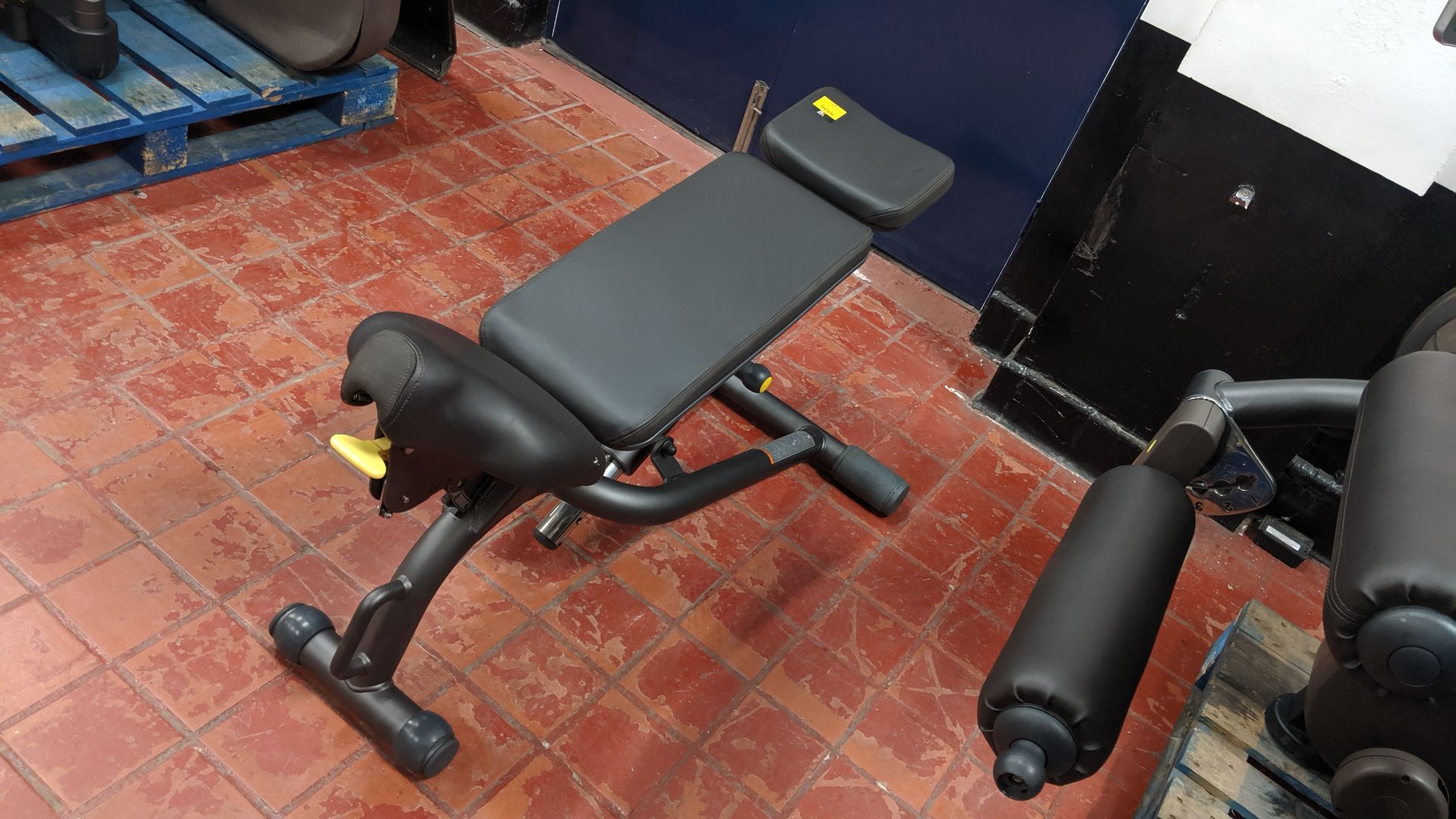 Technogym adjustable bench Purchased new in 2016 - refurbished/recommissioned by Technogym - - Image 4 of 5