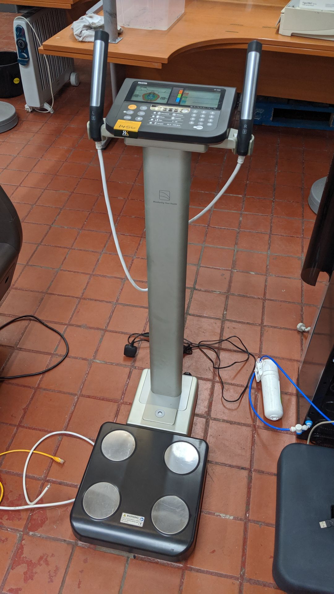 Tanita model MC780MA stand-on multifunction scales/health monitor. All the lots in this auction - Image 4 of 10