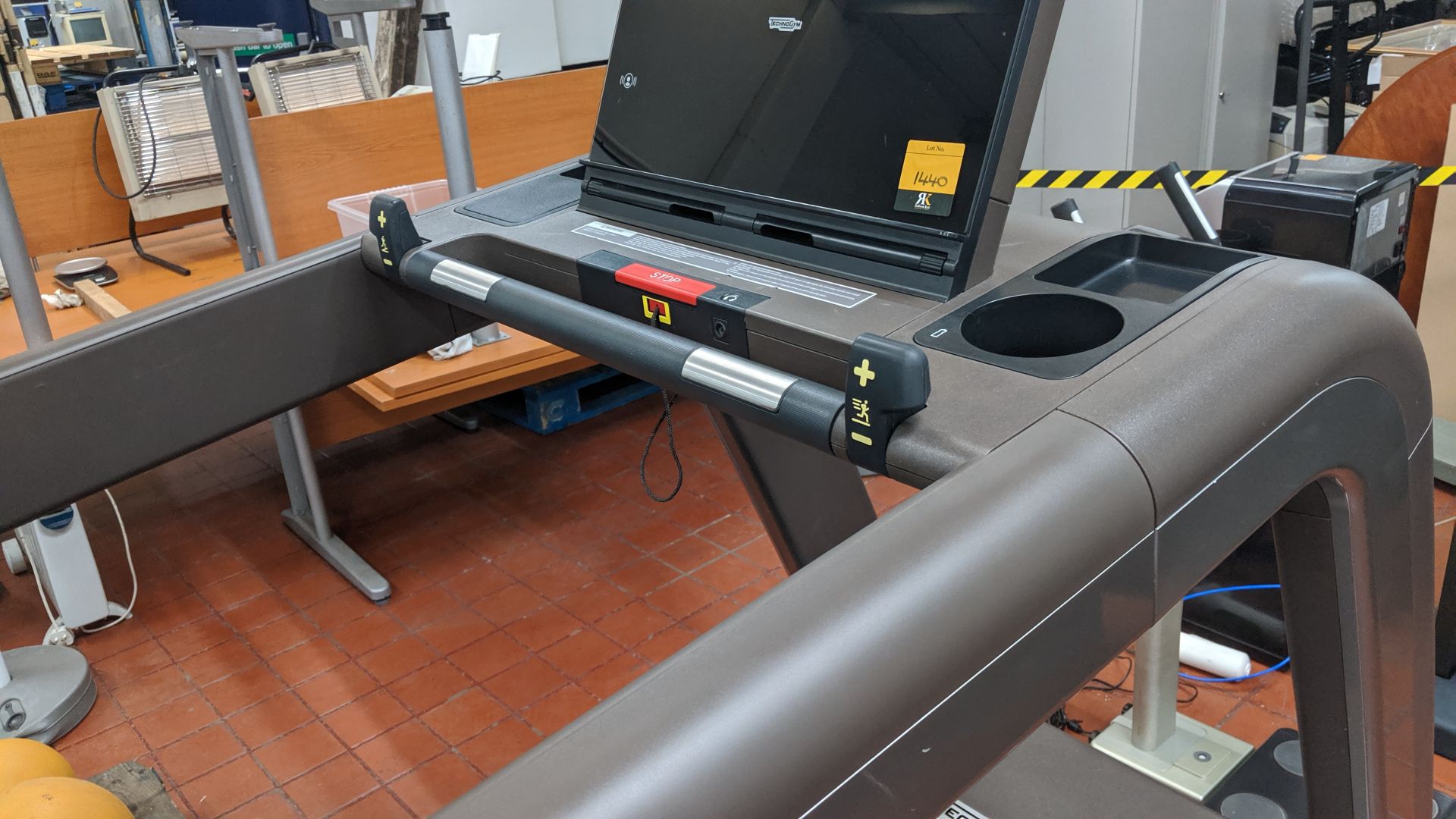 Technogym Artis treadmill Purchased new in 2016 - refurbished/recommissioned by Technogym - please - Image 11 of 16