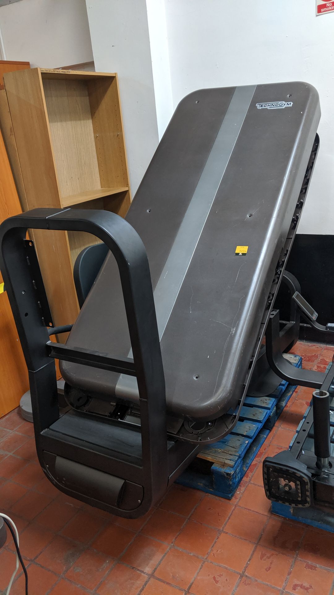 Technogym leg press - this item is currently located across two pallets. It is understood to have - Image 6 of 14