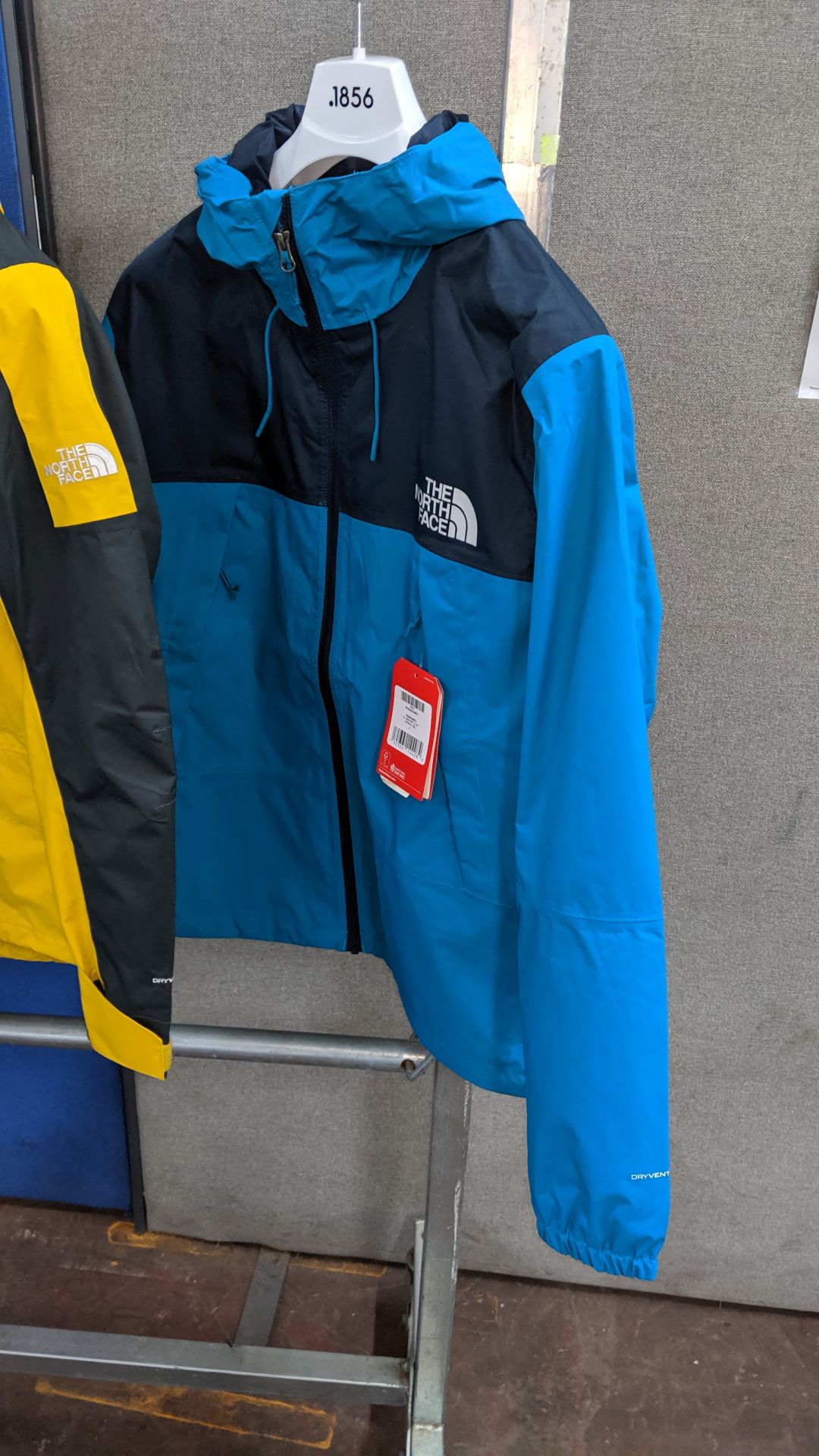 5 off assorted North Face zip up jackets. This is one of a number of lots being sold on behalf of - Image 12 of 13