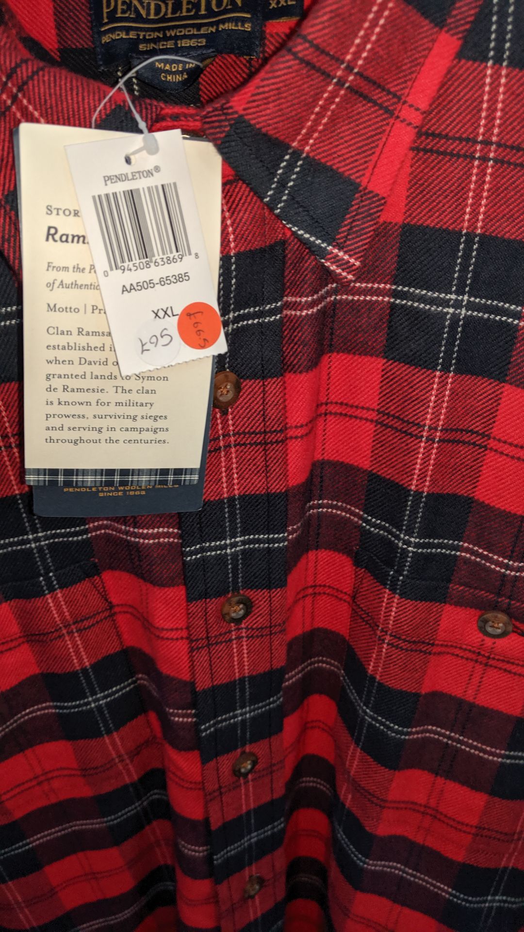 4 off long sleeve shirts by Pendleton. This is one of a number of lots being sold on behalf of the - Image 8 of 9