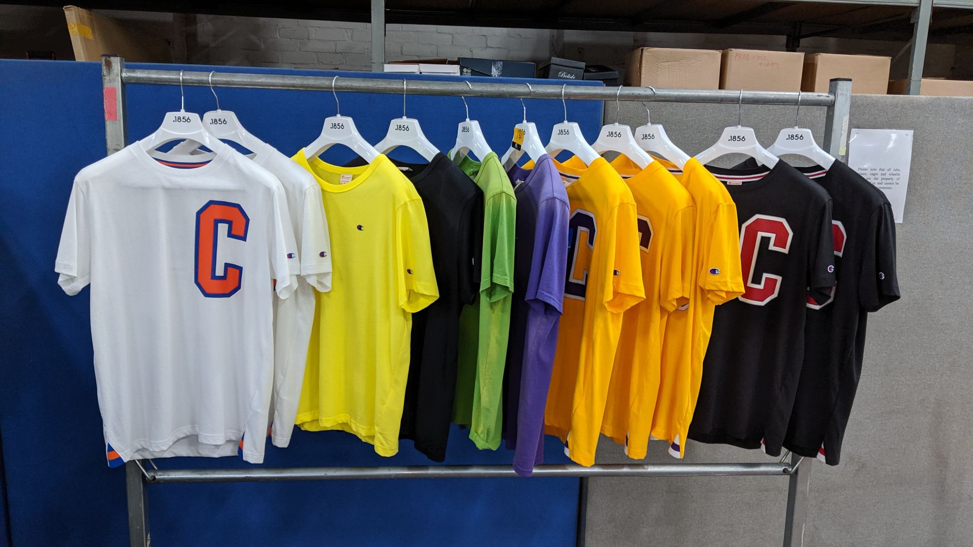 11 assorted Champion round neck T-shirts. This is one of a number of lots being sold on behalf of - Image 2 of 9