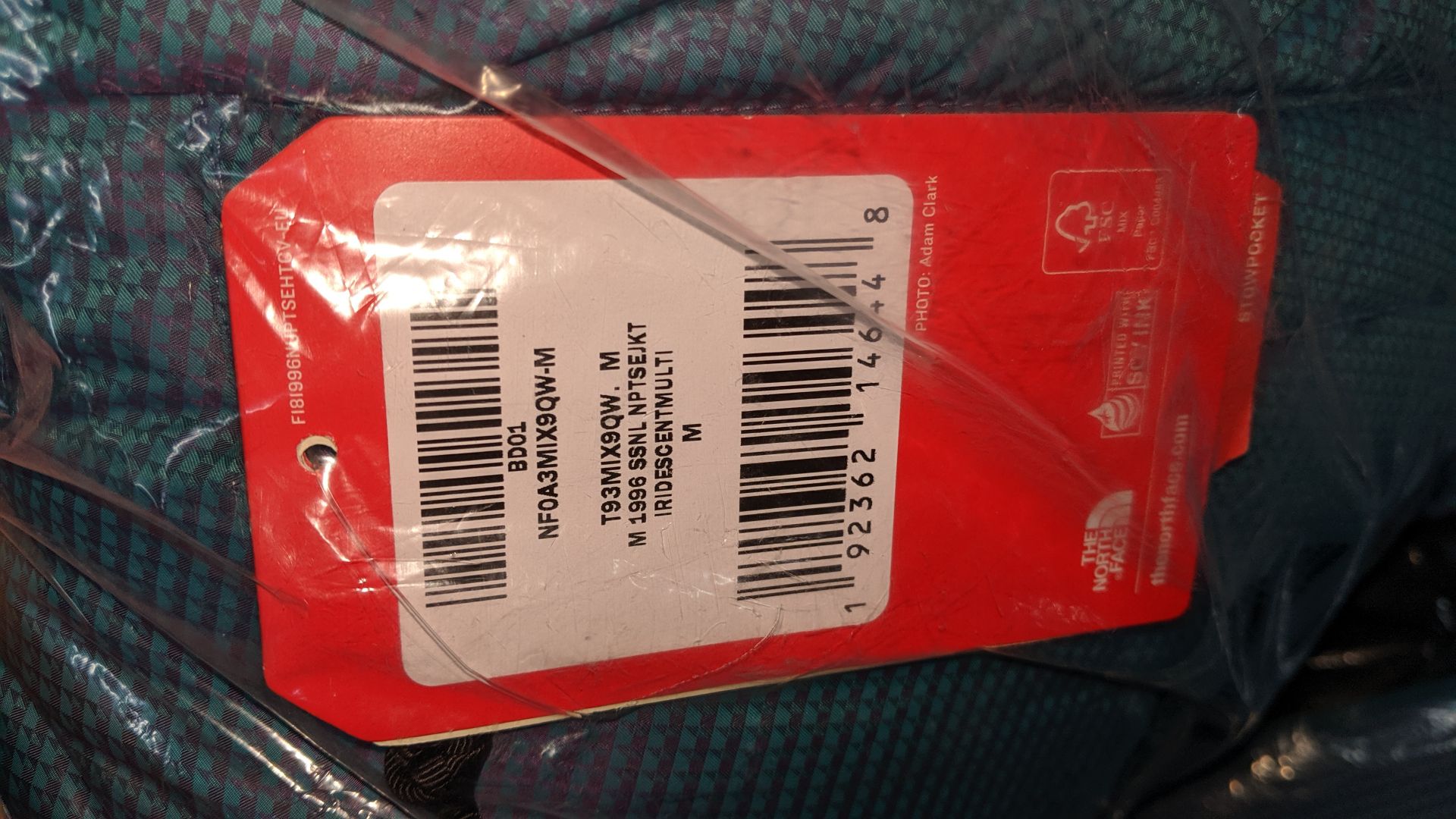 5 off North Face jackets/coats. This is one of a number of lots being sold on behalf of the - Image 4 of 7