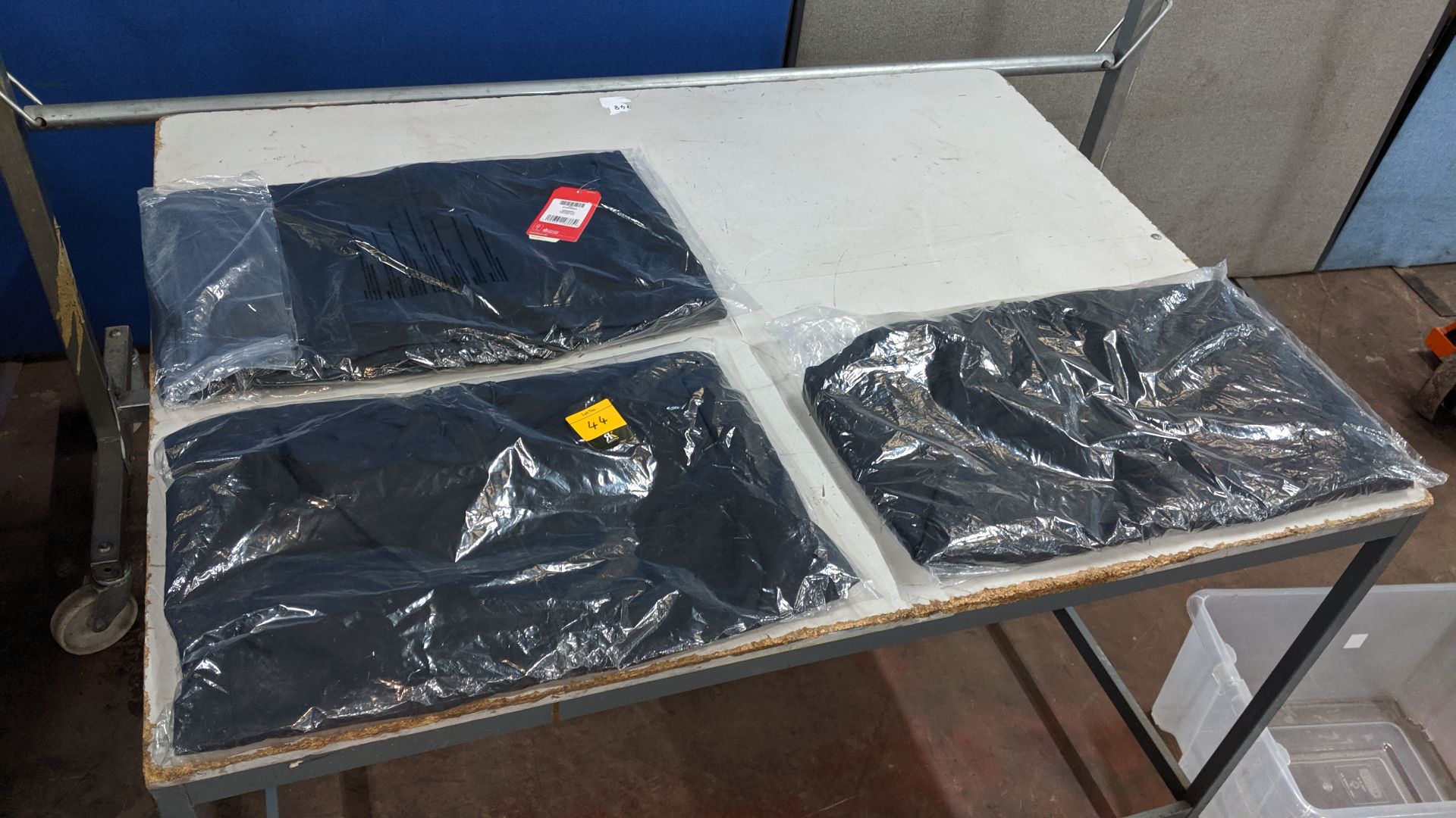 3 off North Face black jackets/coats. This is one of a number of lots being sold on behalf of the - Image 5 of 5