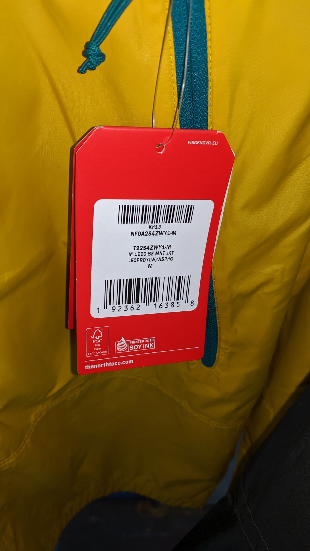 5 off North Face lightweight zip up jackets. This is one of a number of lots being sold on behalf of - Image 6 of 9