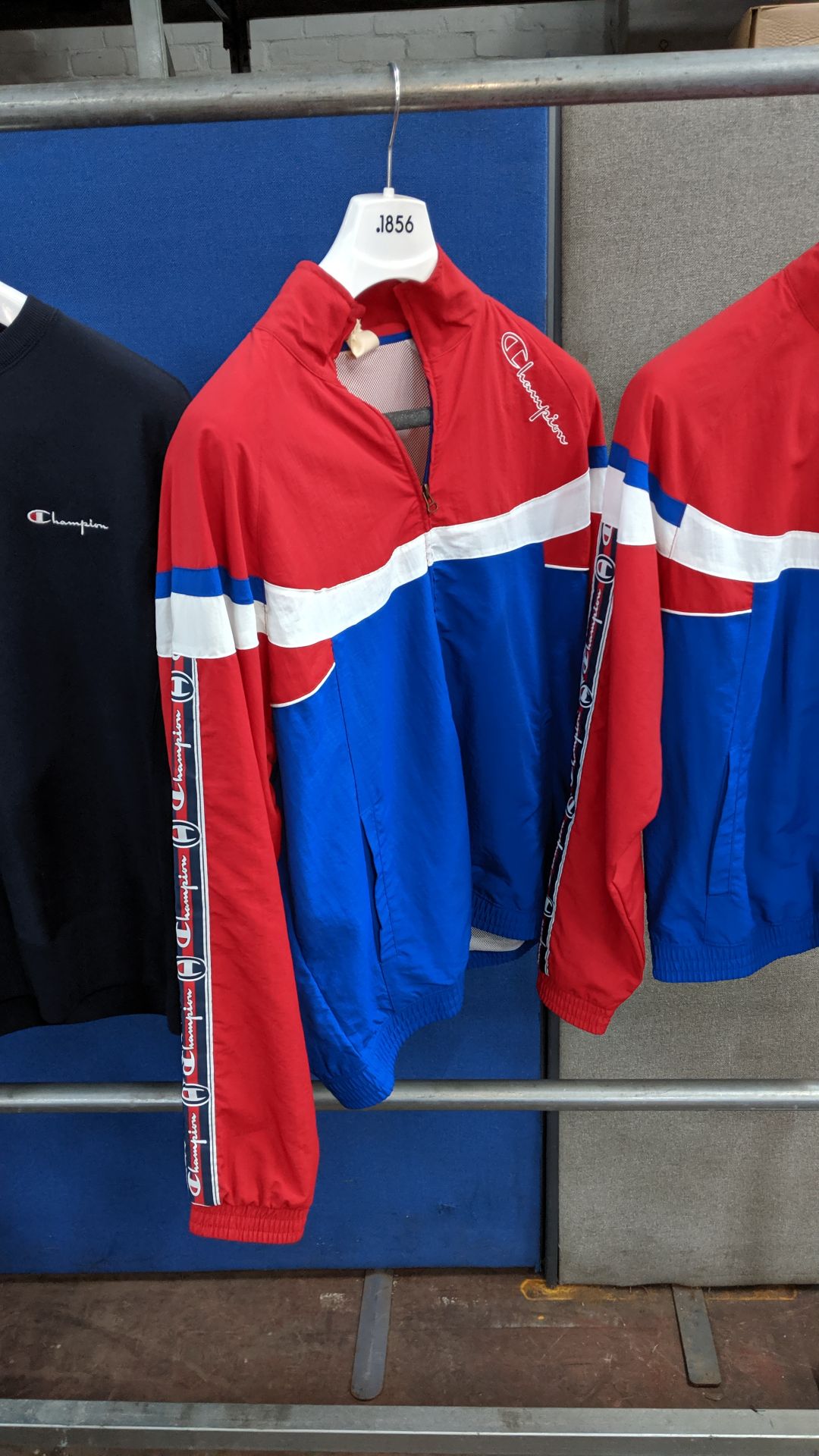 2 off Champion sweatshirts plus 2 off Champion full zip track-style jackets. This is one of a number - Image 4 of 9