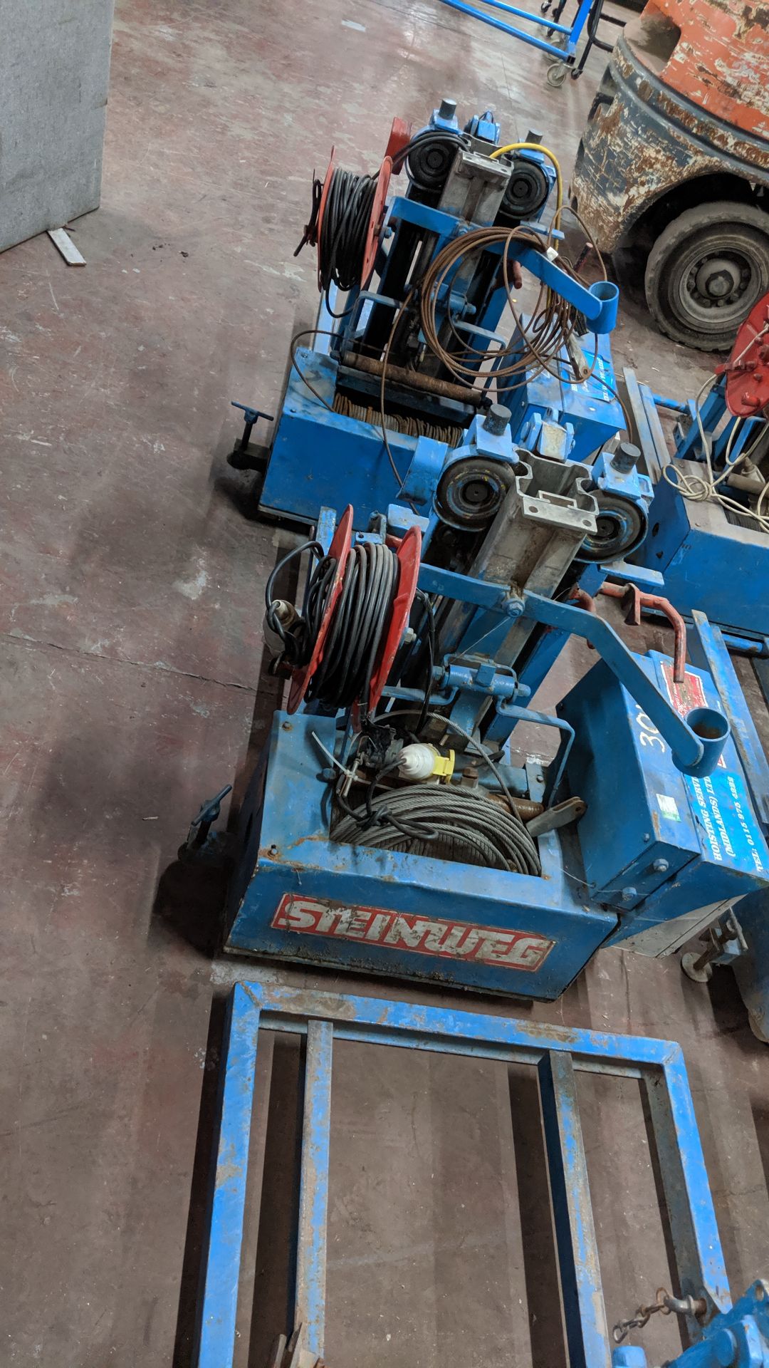 3 off Steinweg Superlift 200kg lifting devices/hoists NB. We are insufficiently expert to - Image 10 of 14