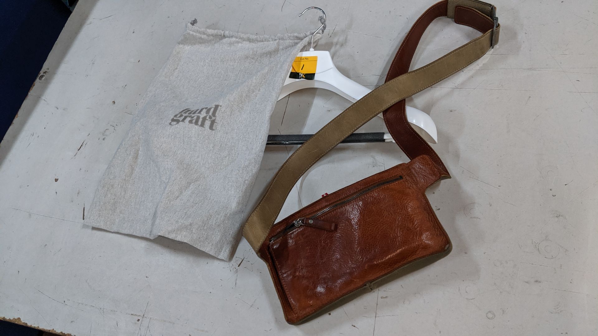 hardgraft partial leather men's bag including soft cover. IMPORTANT: Please remember goods - Image 5 of 6