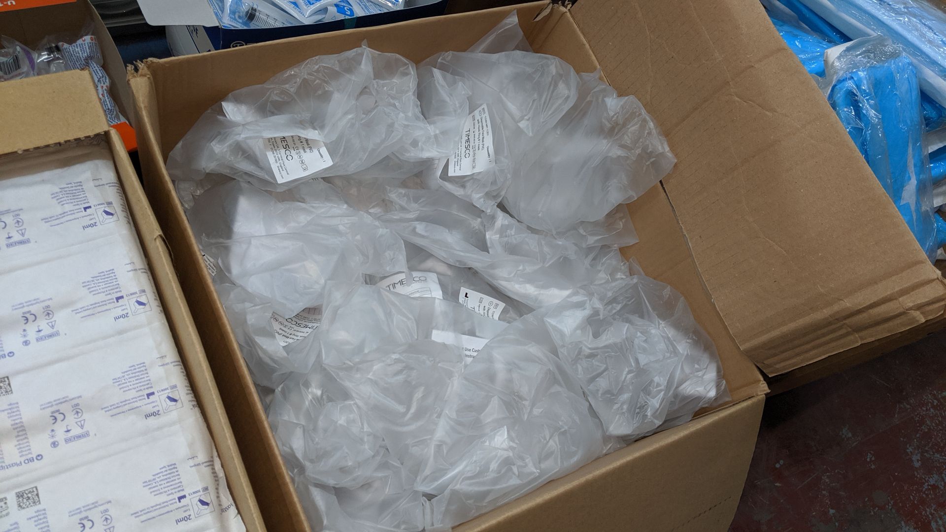 Contents of a pallet of medical supplies NB Pallet excluded. This is one of a large number of lots - Image 4 of 9