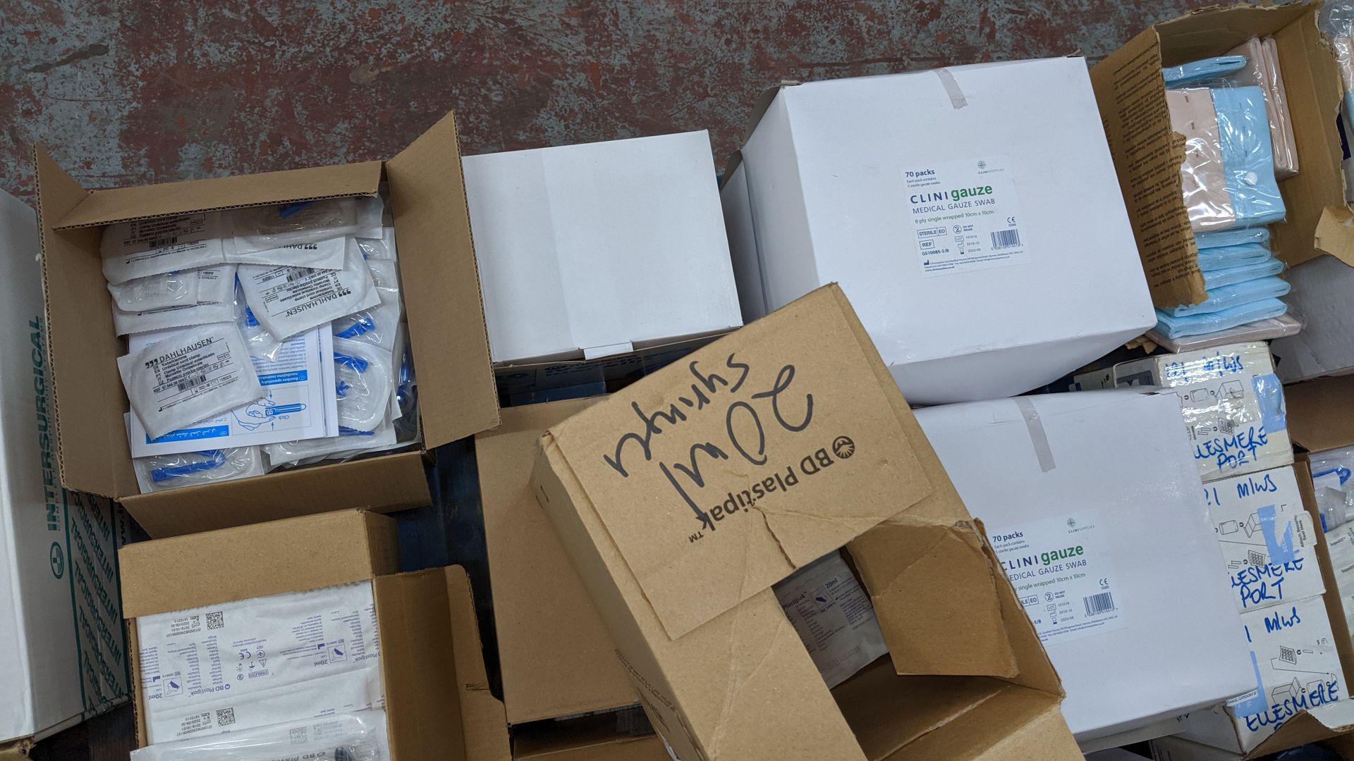 Contents of a pallet of medical supplies NB Pallet excluded. This is one of a large number of lots - Image 9 of 9