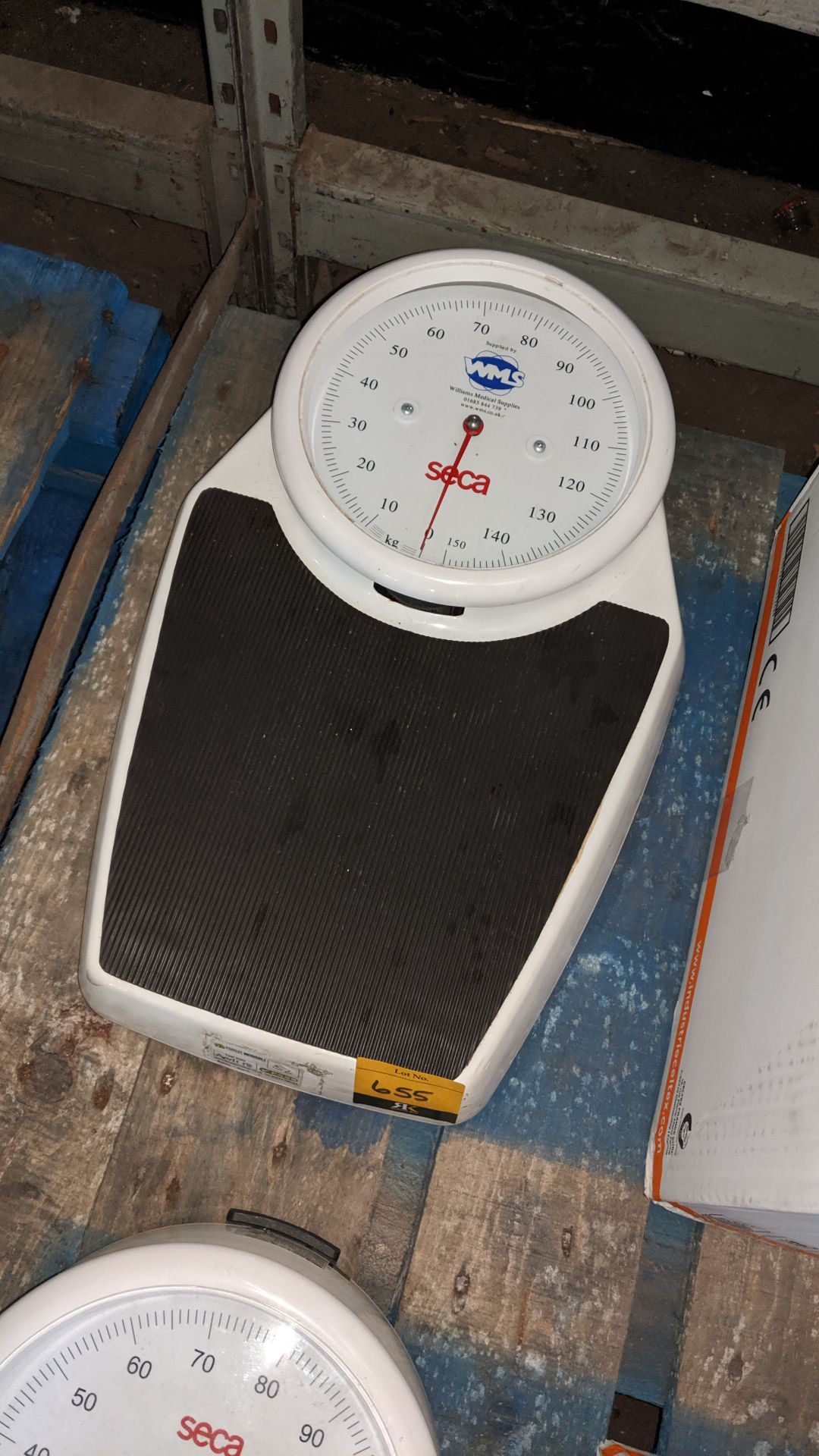 Seca stand-on scales. This is one of a large number of lots used/owned by One To One (North West)