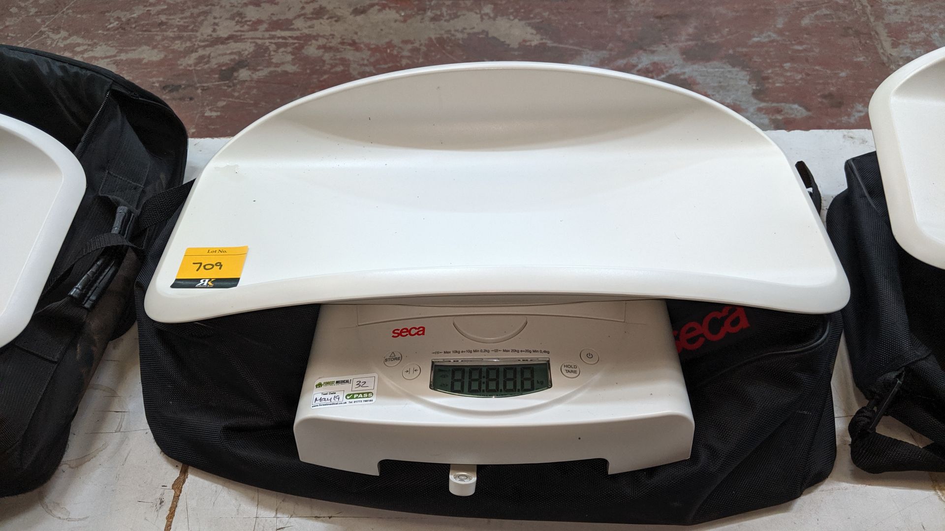 Seca model 384 baby scales max. capacity 20kg. This is one of a large number of lots used/owned by - Image 3 of 5