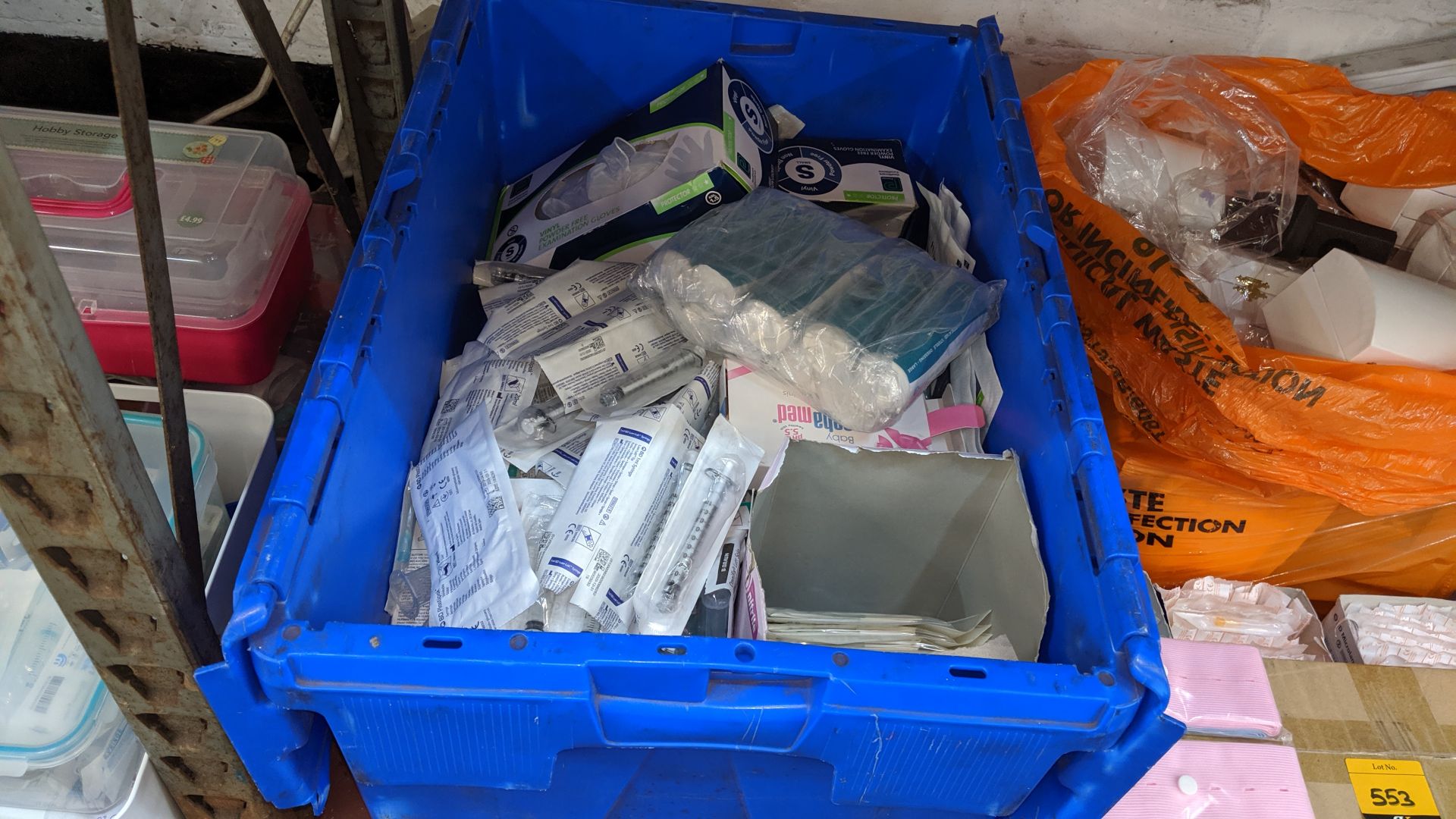 Contents of a bay of assorted medical supplies including syringes & a wide variety of other items - Image 3 of 10