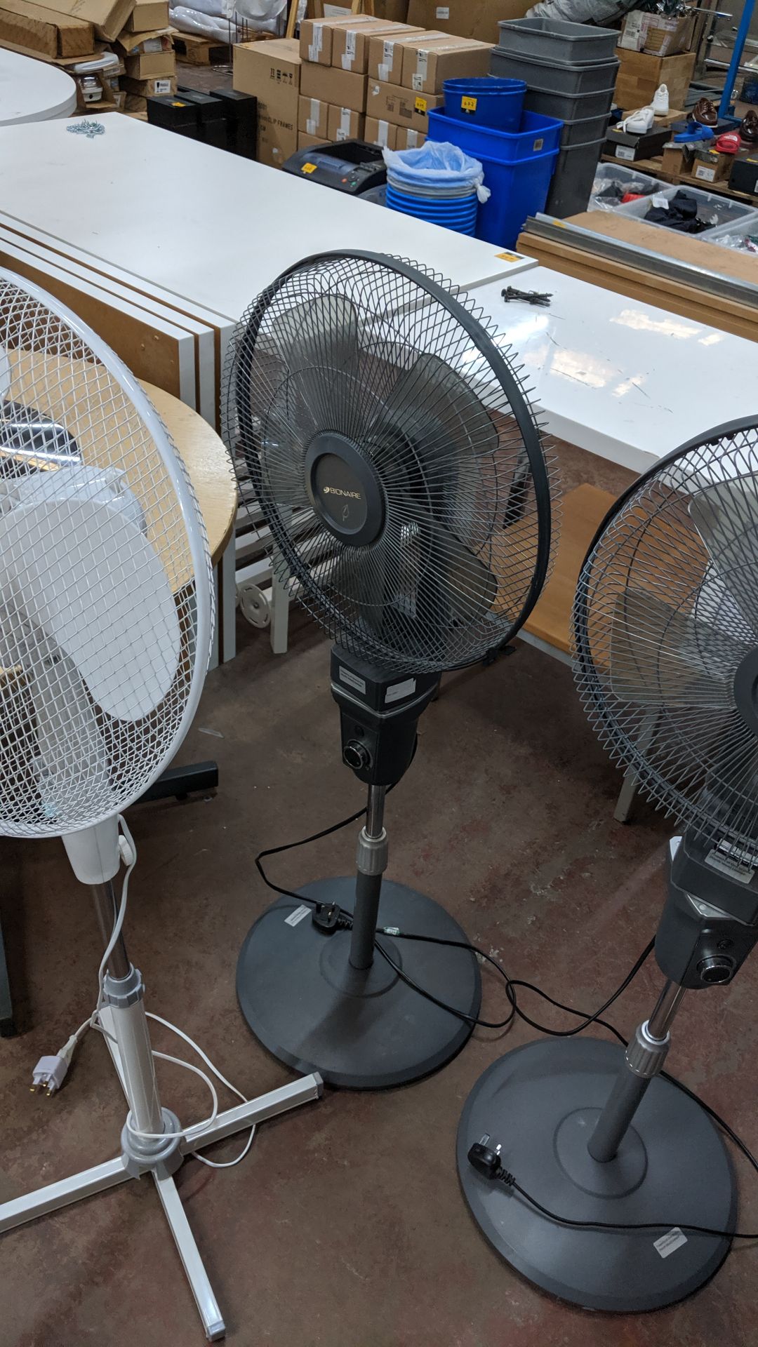 3 off floor standing pedestal fans, one in white & 2 in grey/silver. This is one of a large number - Image 5 of 6