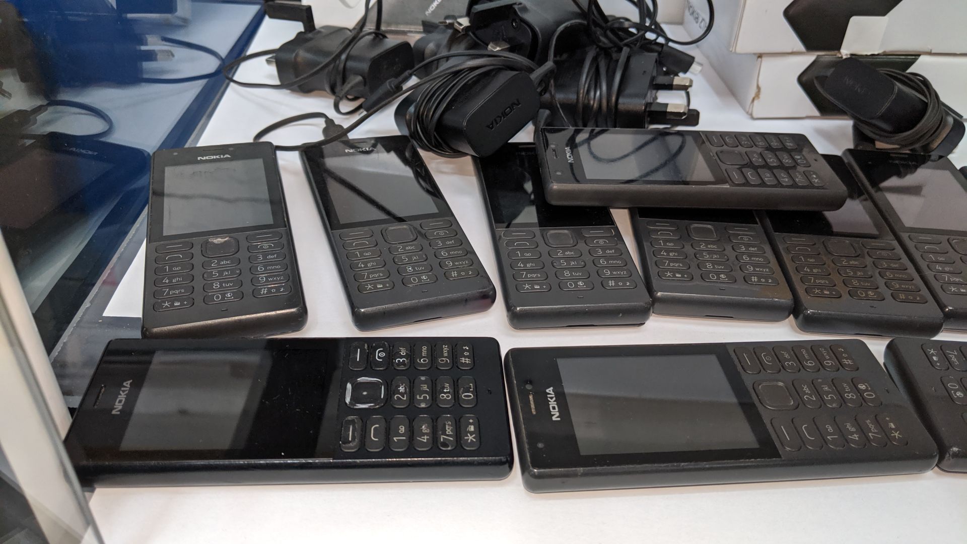 11 off Nokia 216 black mobile phones including 7 chargers & 5 boxes. We believe these phones were - Image 3 of 7