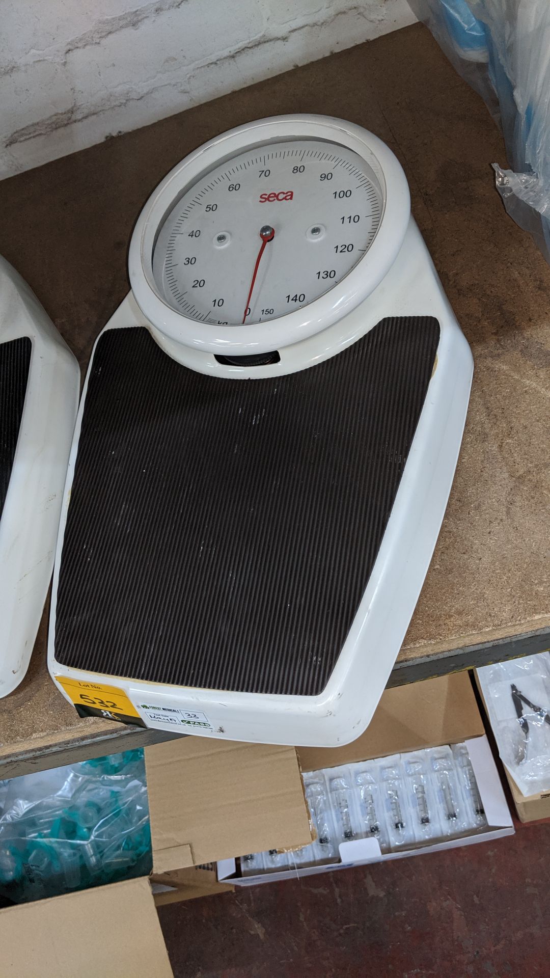 Seca stand-on scales. This is one of a large number of lots used/owned by One To One (North West) - Image 3 of 4