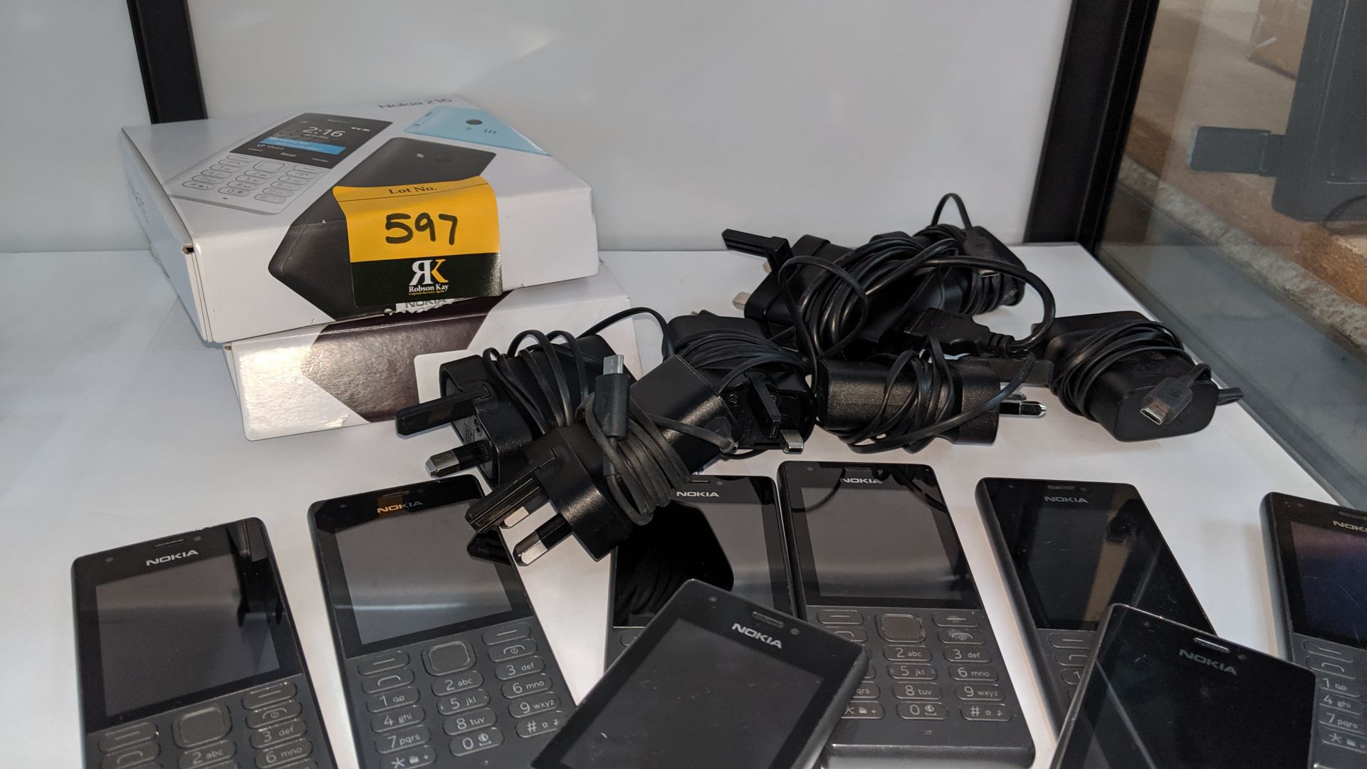 12 off Nokia 216 black mobile phones including 7 chargers & 2 boxes. We believe these phones were - Image 6 of 6