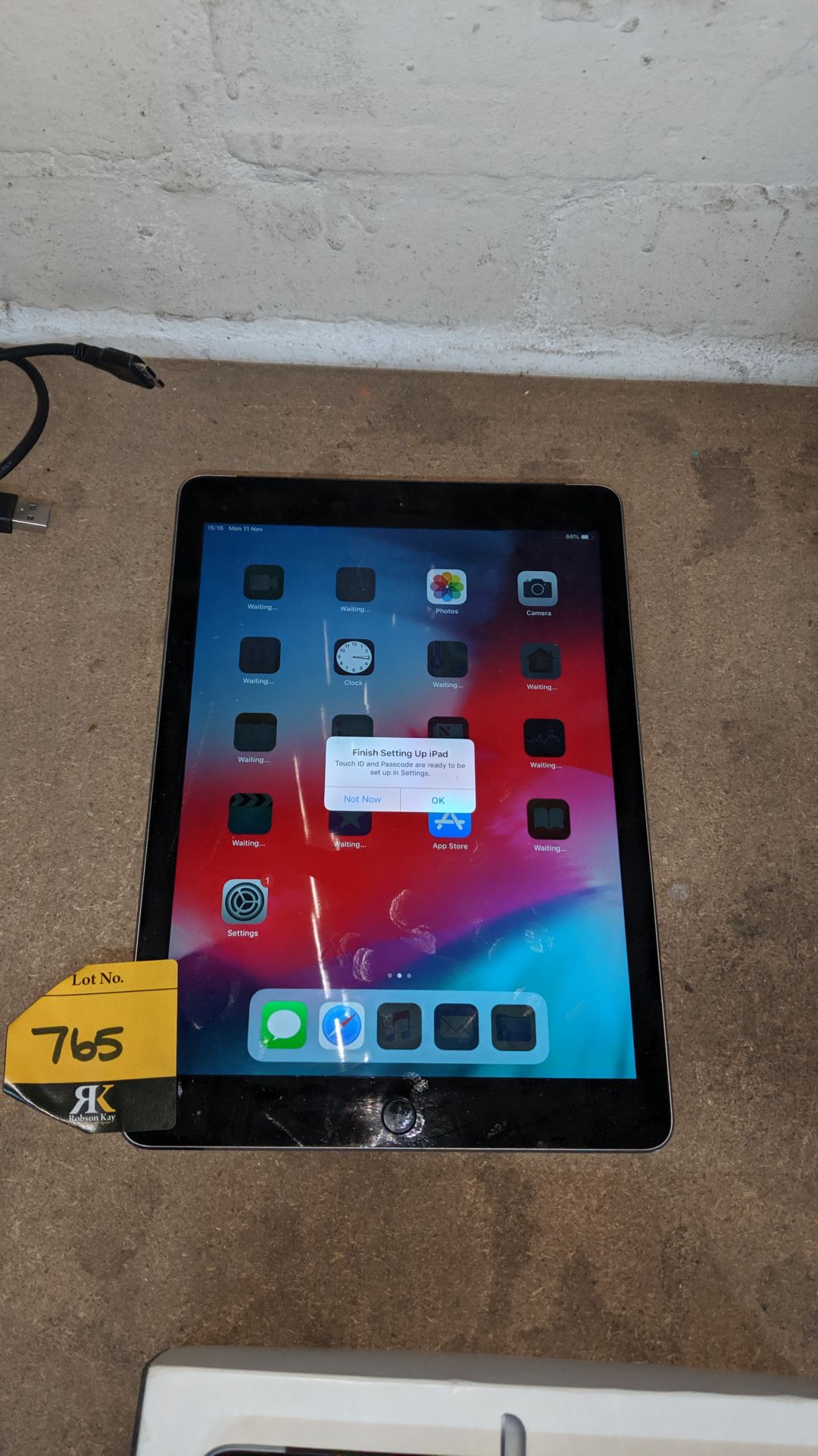 Apple iPad Air 2, 16Gb, Space Grey, product code A1567, no charger. This is one of a large number of - Image 2 of 6