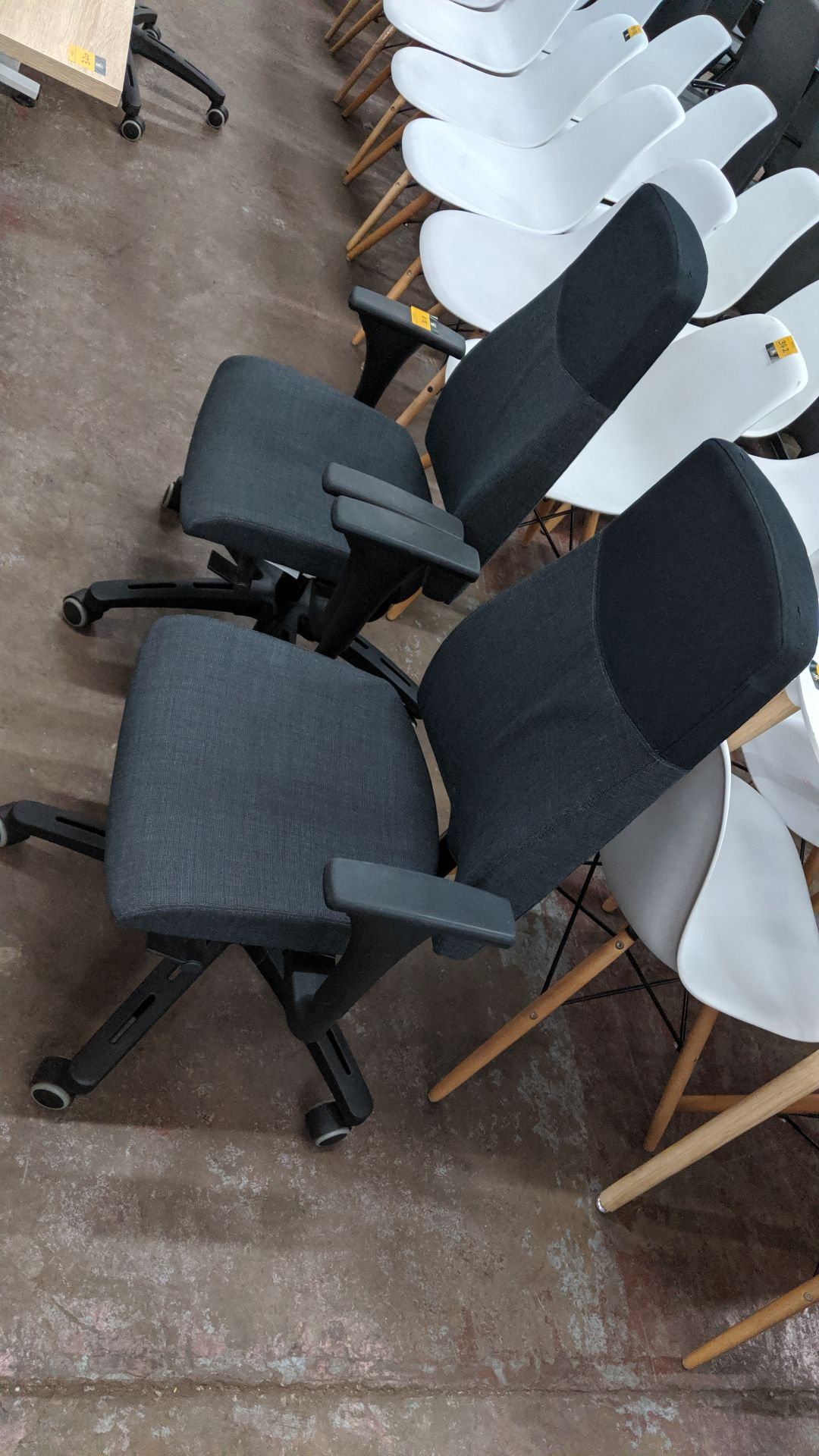 Pair of modern grey & black executive chairs with arms NB Lots 317 - 319 each consist of a pair of - Image 2 of 5