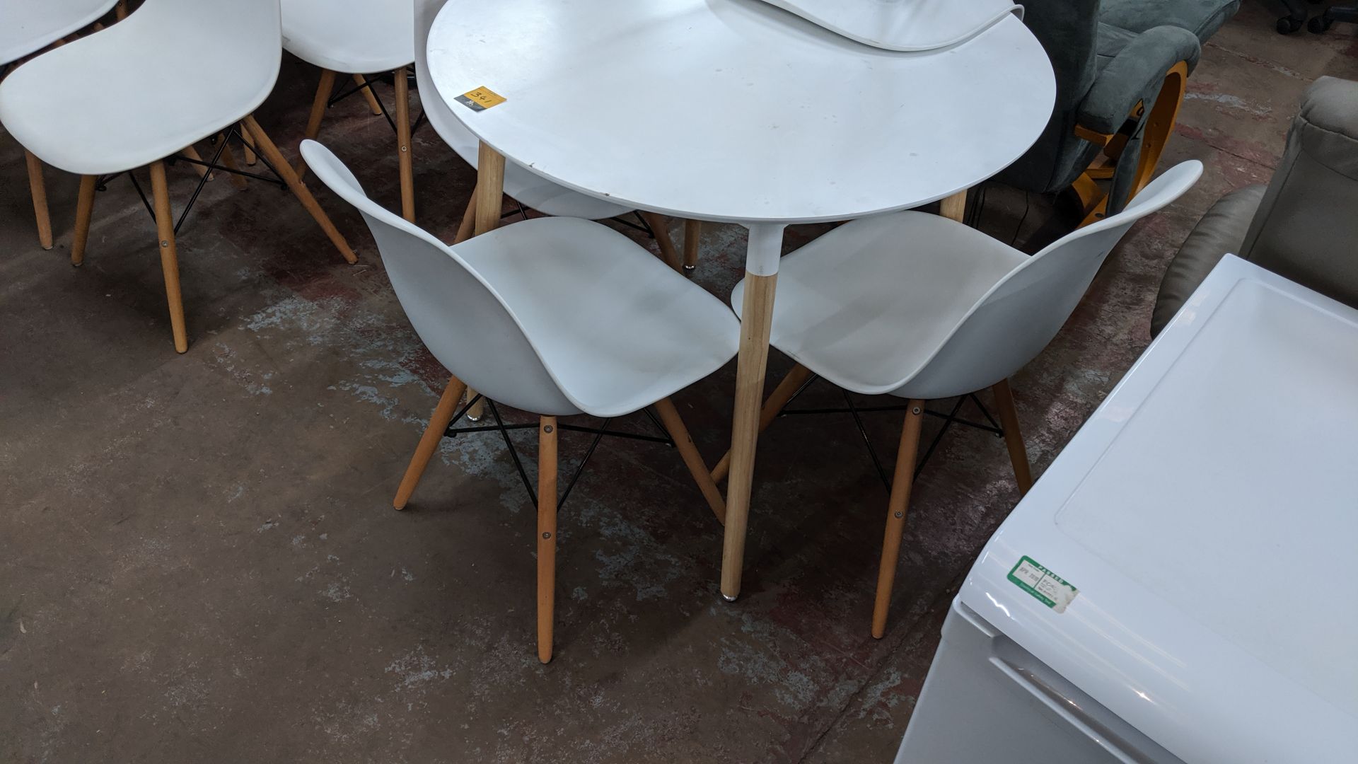 Small dining suite comprising circular table (90cm diameter) & 4 chairs, all finished in white - Image 3 of 6