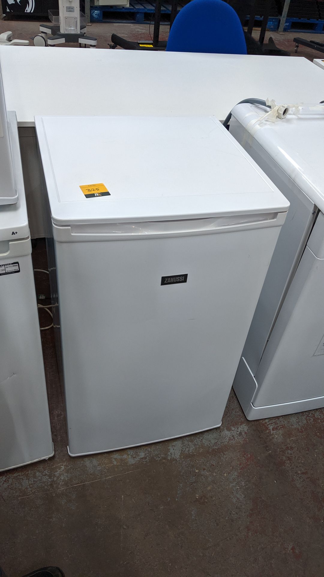 Zanussi undercounter fridge. This is one of a large number of lots used/owned by One To One (North - Image 2 of 4