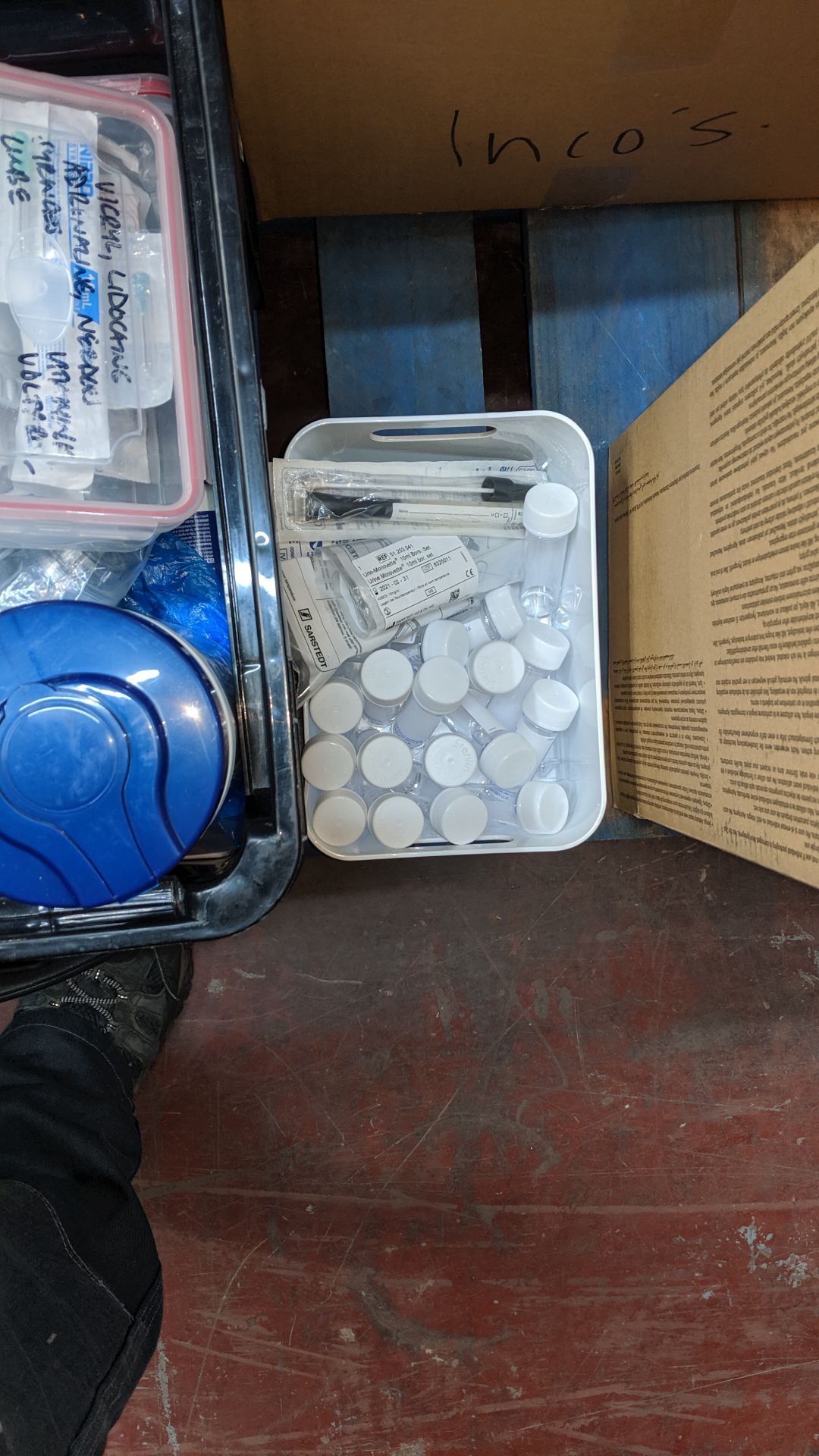 Contents of a pallet of assorted medical supplies including single use resuscitators, Analgesic - Image 8 of 11