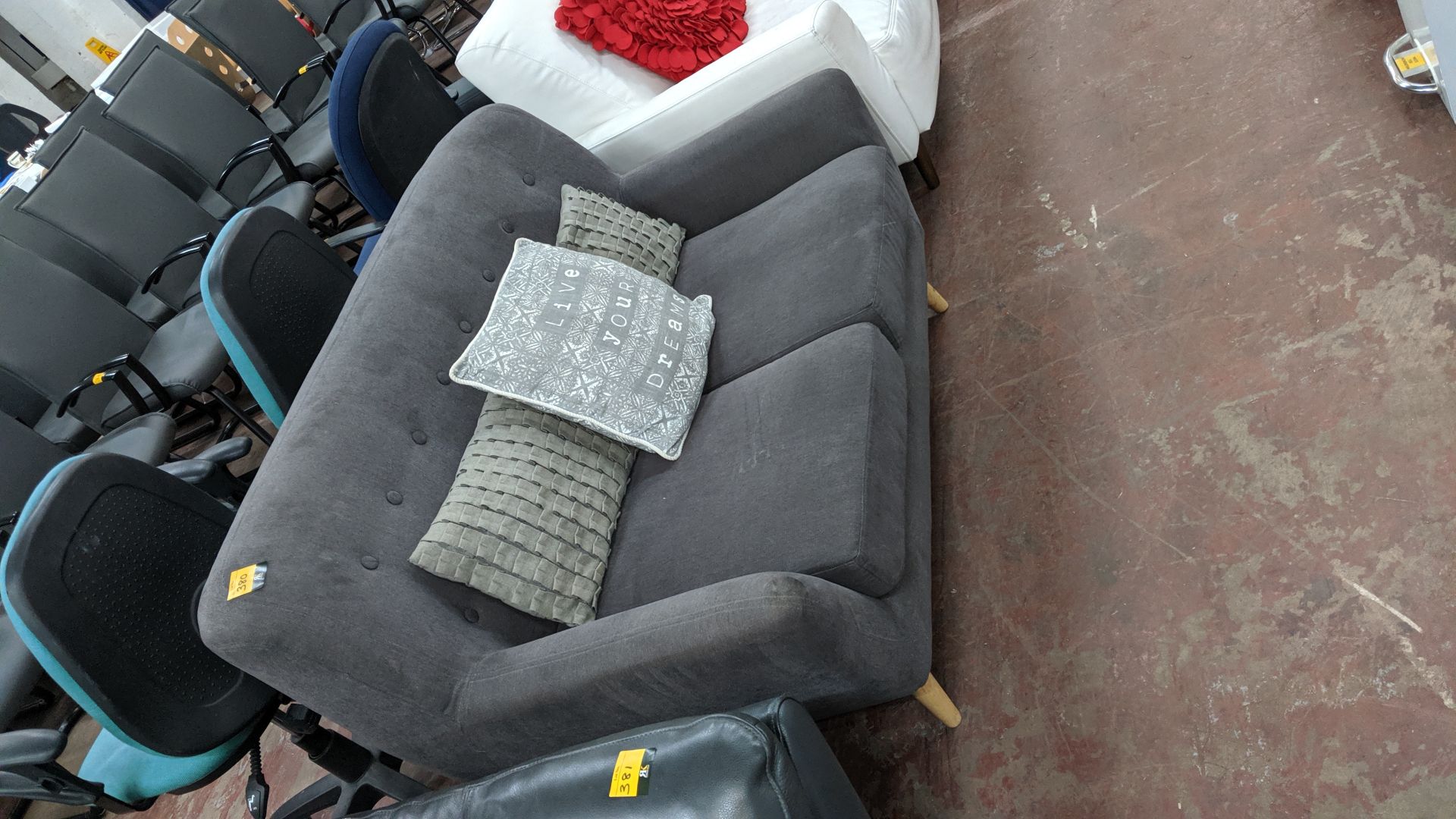 Grey sofa on wooden legs with 3 assorted cushions. This is one of a large number of lots used/ - Image 5 of 5