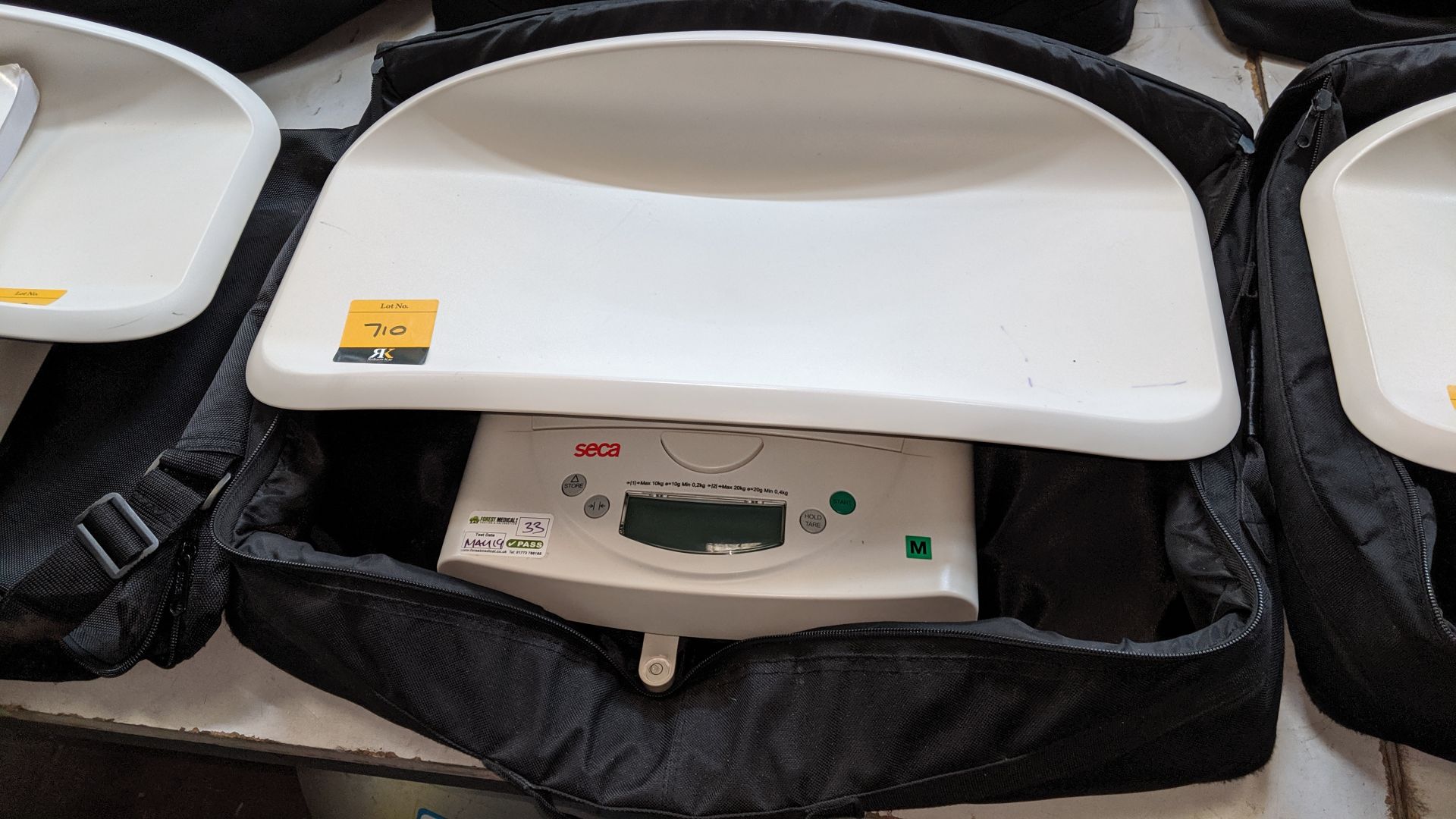Seca model 384 baby scales max. capacity 20kg. This is one of a large number of lots used/owned by - Image 2 of 5