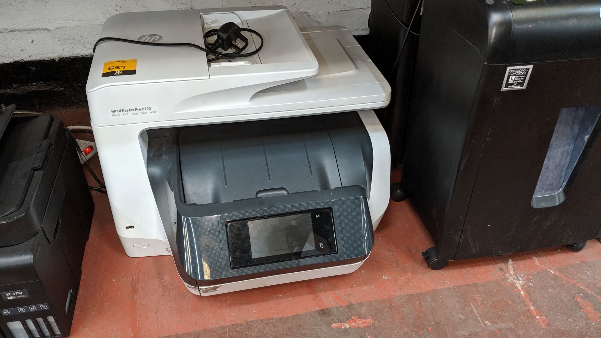 HP OfficeJet Pro 8720 multifunction printer. This is one of a large number of lots used/owned by One - Image 2 of 4